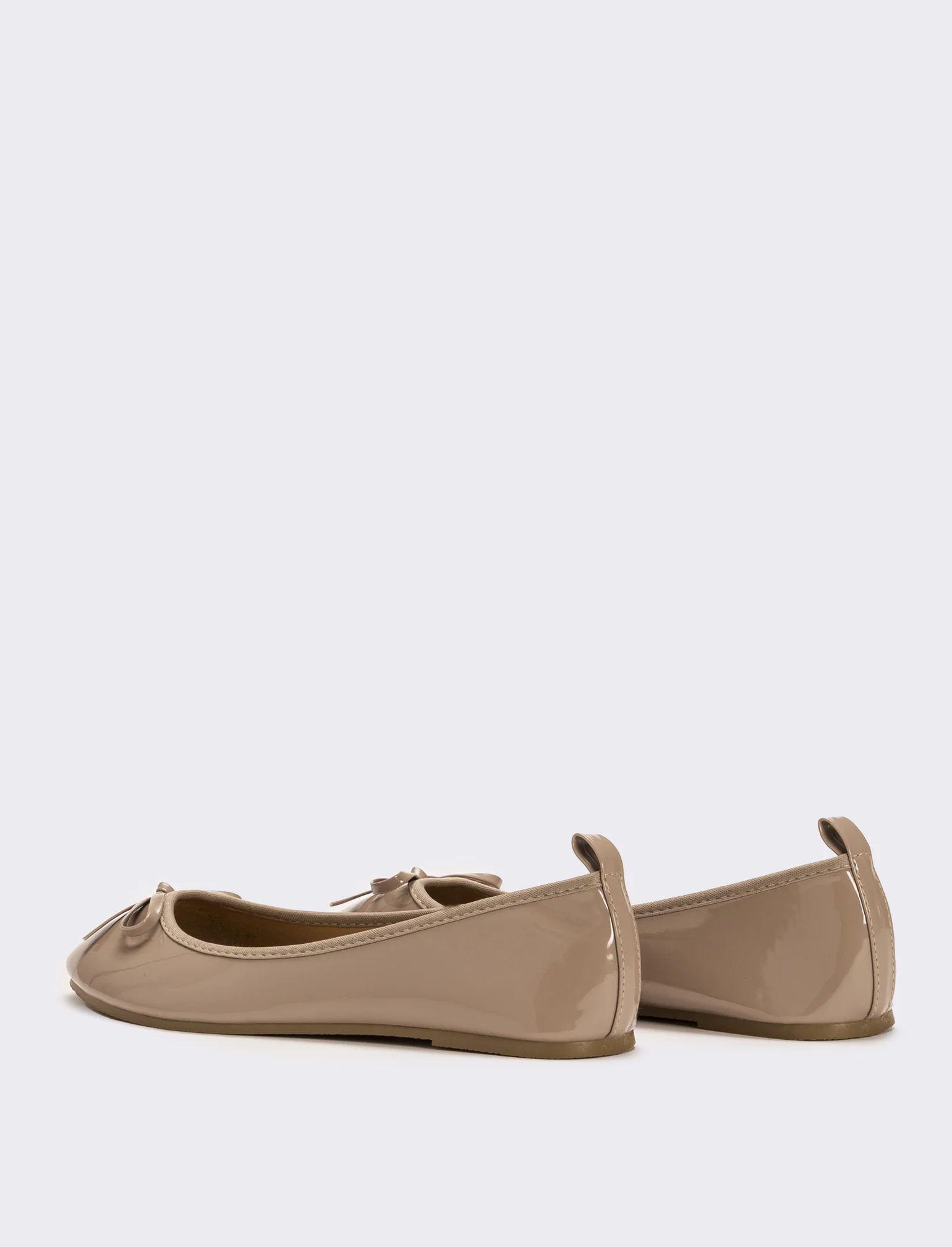 Ballerina in vernice  da donna - Grigio fango - Image 2