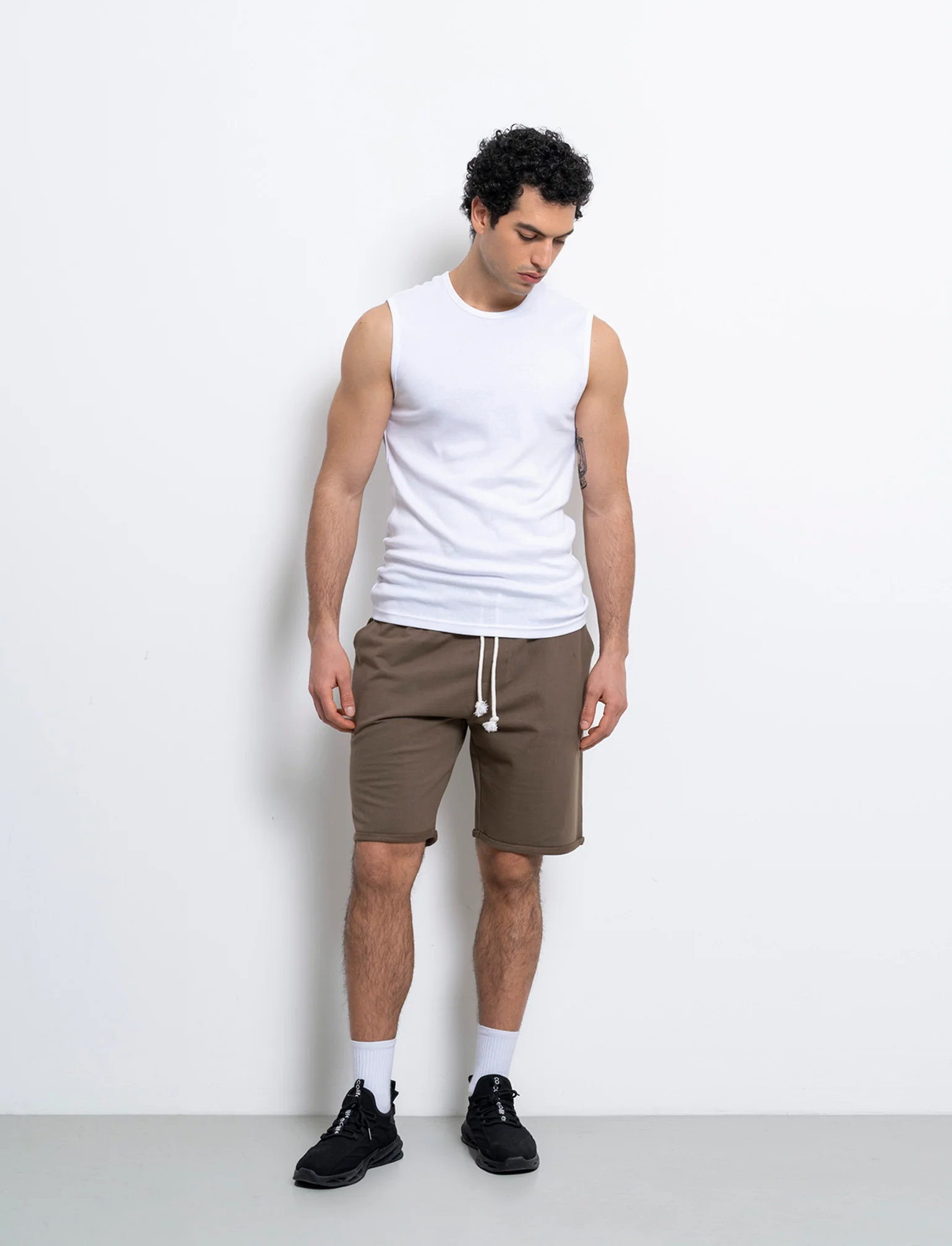 Bermuda basic in felpa con vita jogger da uomo - Verde kaki - Image 3