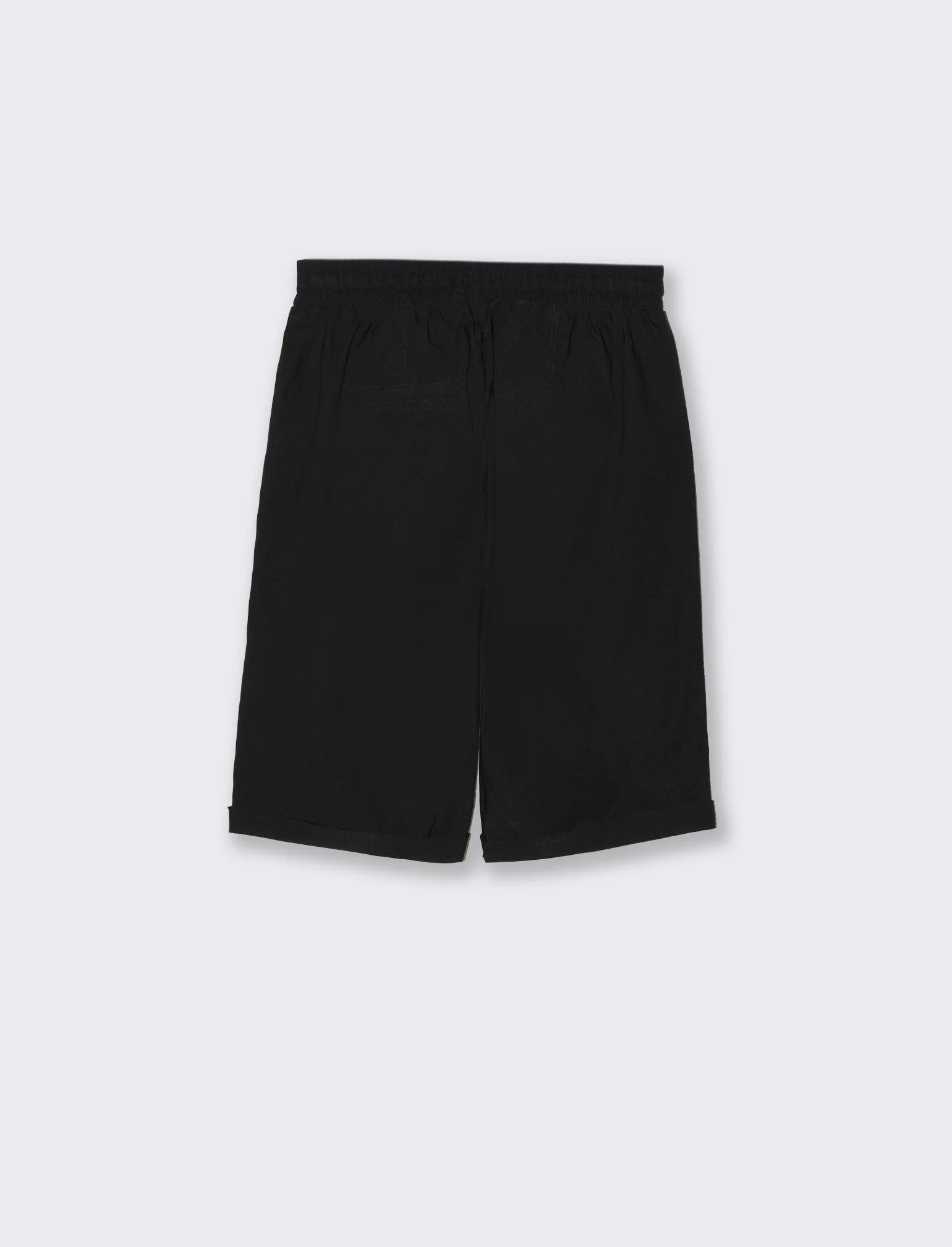 Bermuda con risvolto da donna - Nero - Image 2