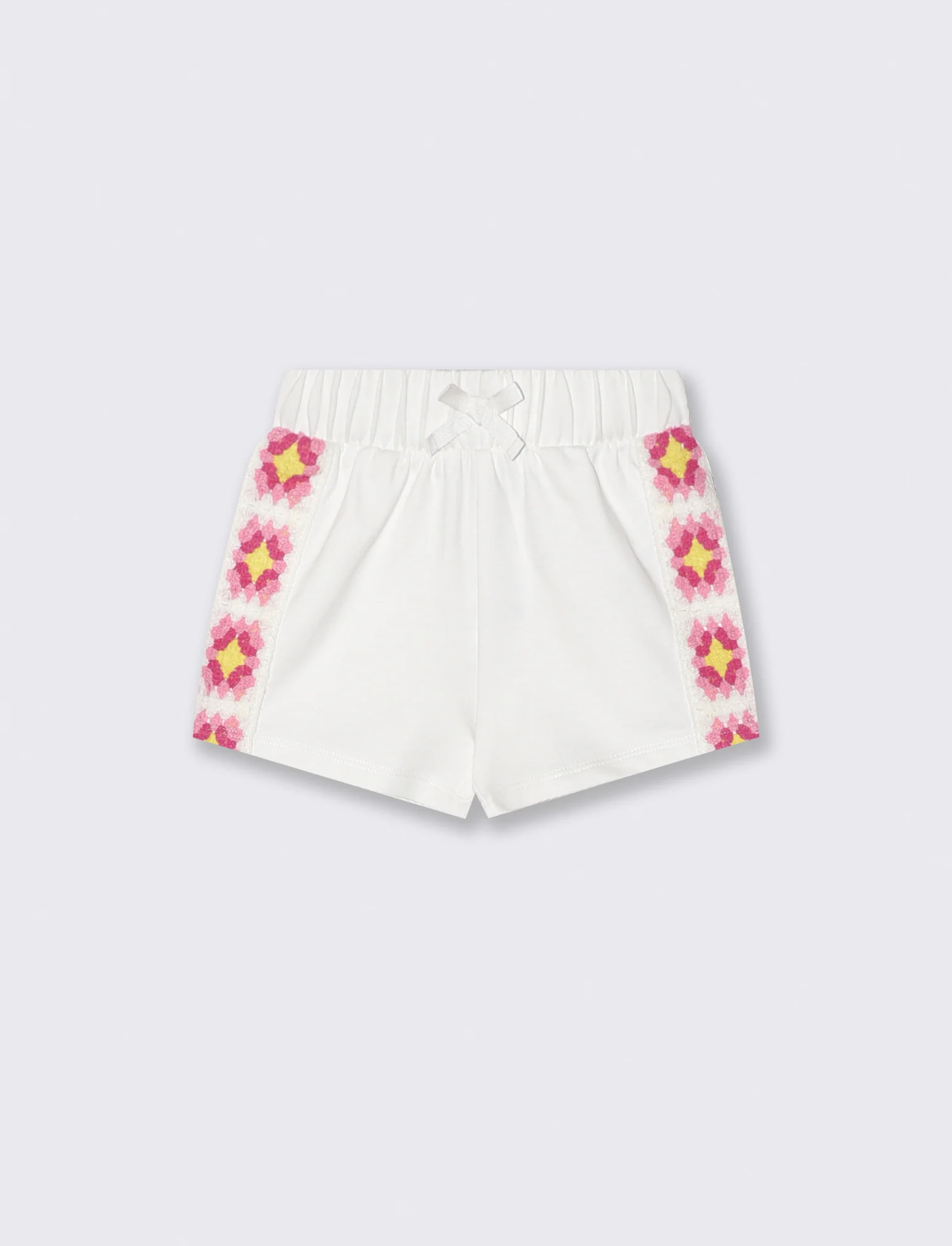 Bermuda in cotone con fasce crochet - Bianco latte