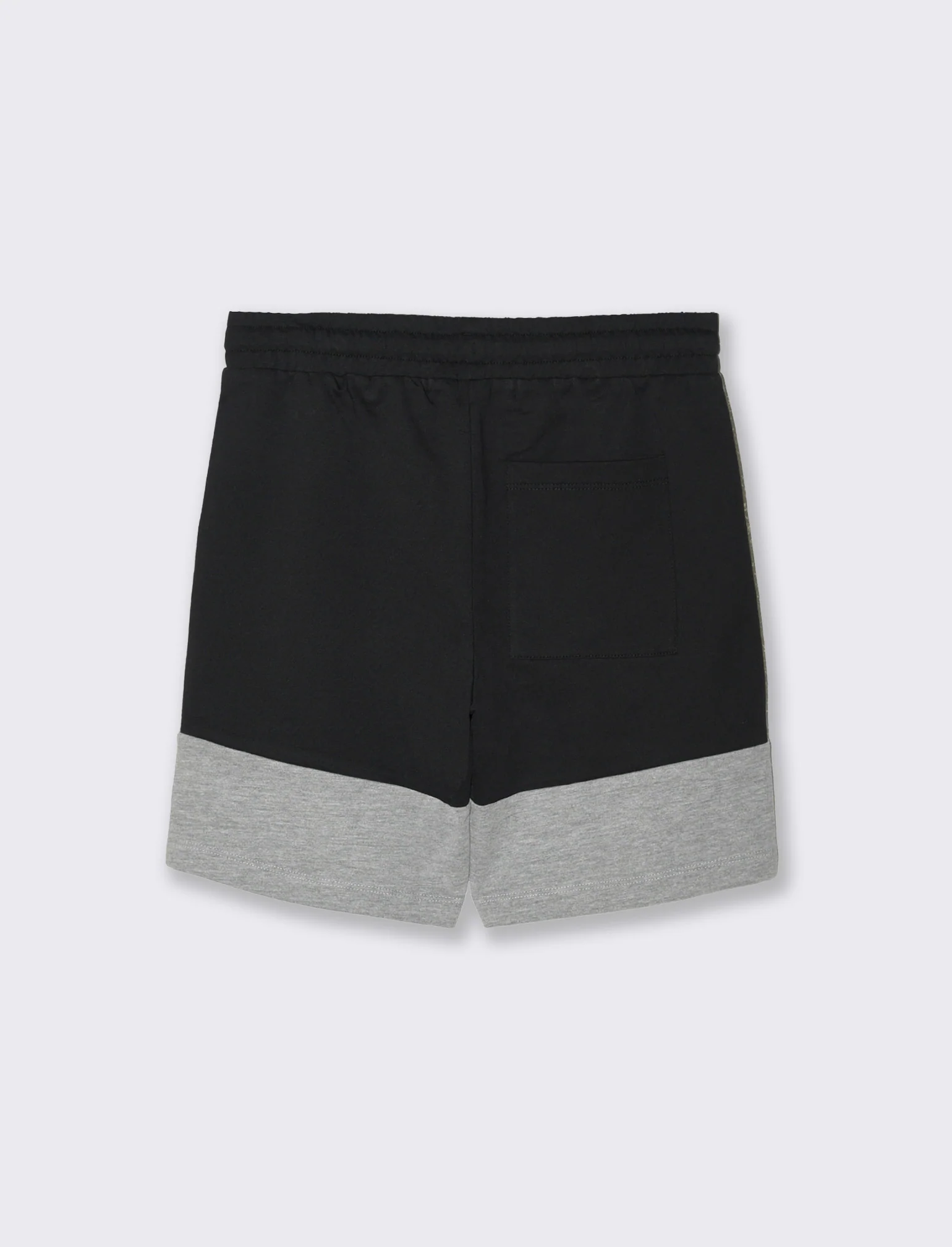 Bermuda in felpa con contrasti in tessuto da bambino - Nero - Image 2