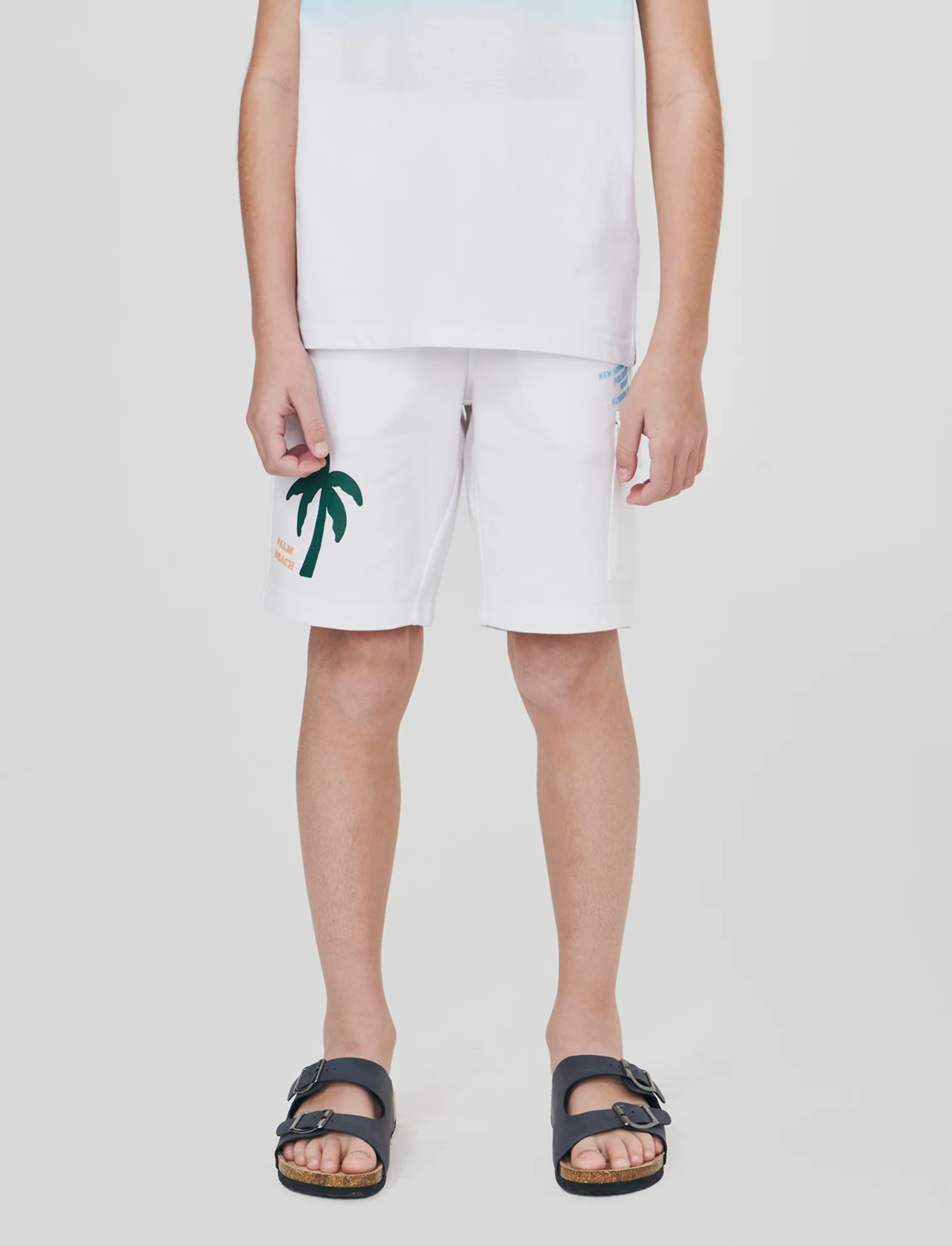 Bermuda in felpa con stampe estive - Bianco - Image 4