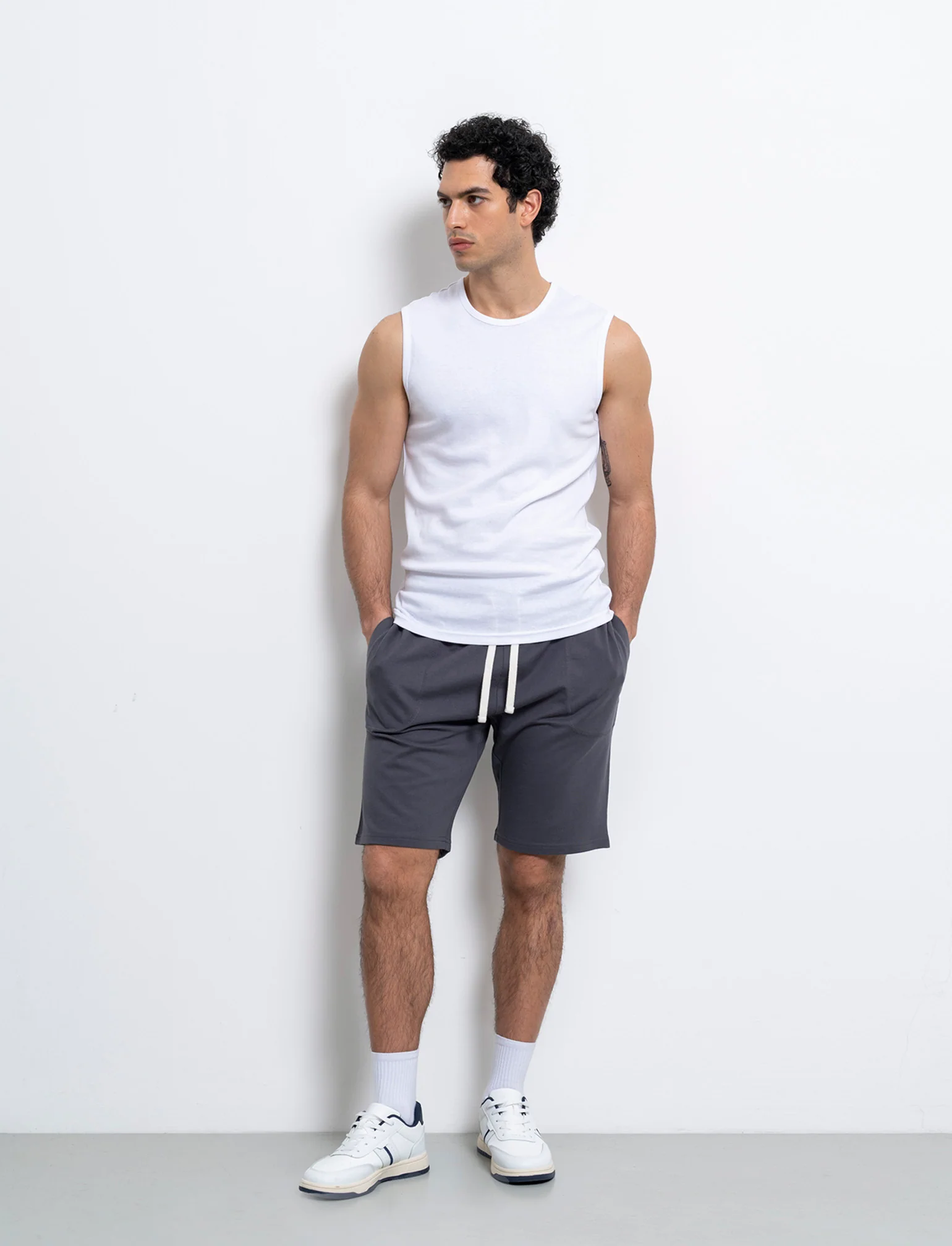 Bermuda in felpa con vita jogger da uomo - Avion - Image 3