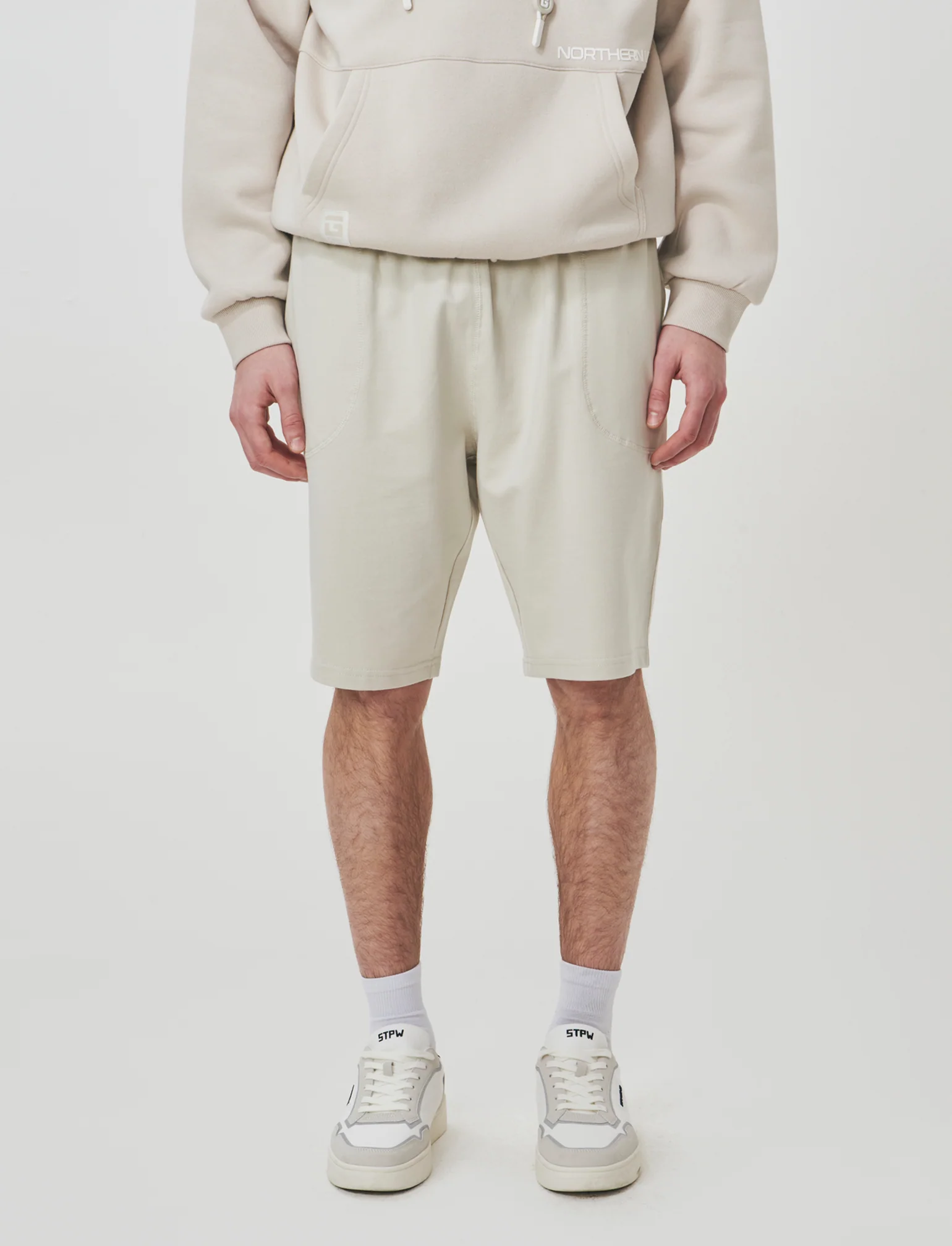 Bermuda in felpa con vita jogger regolabile - Grigio ghiaccio - Image 4