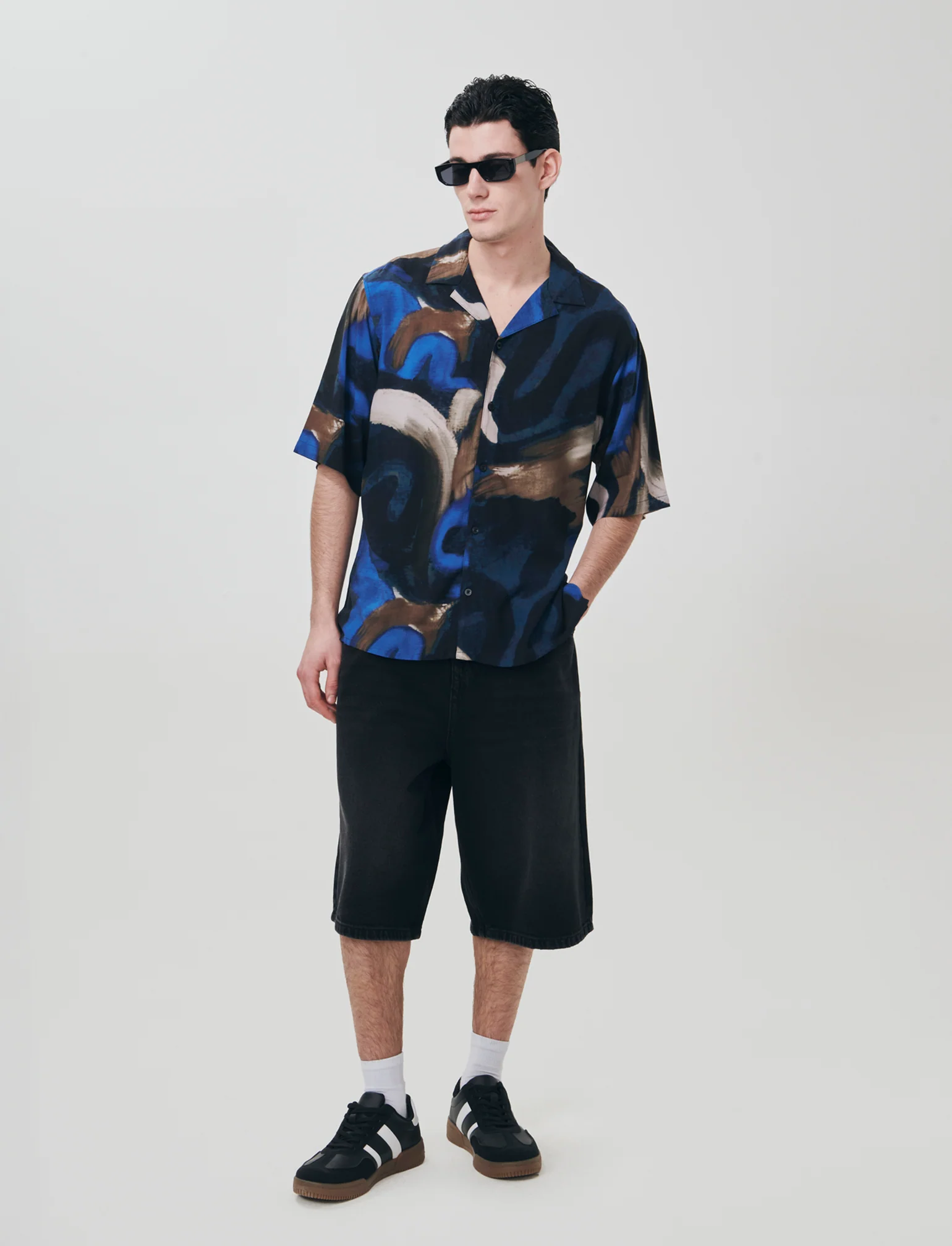 Bermuda Jeans Skater Fit in Denim Slavato - Nero - Image 3