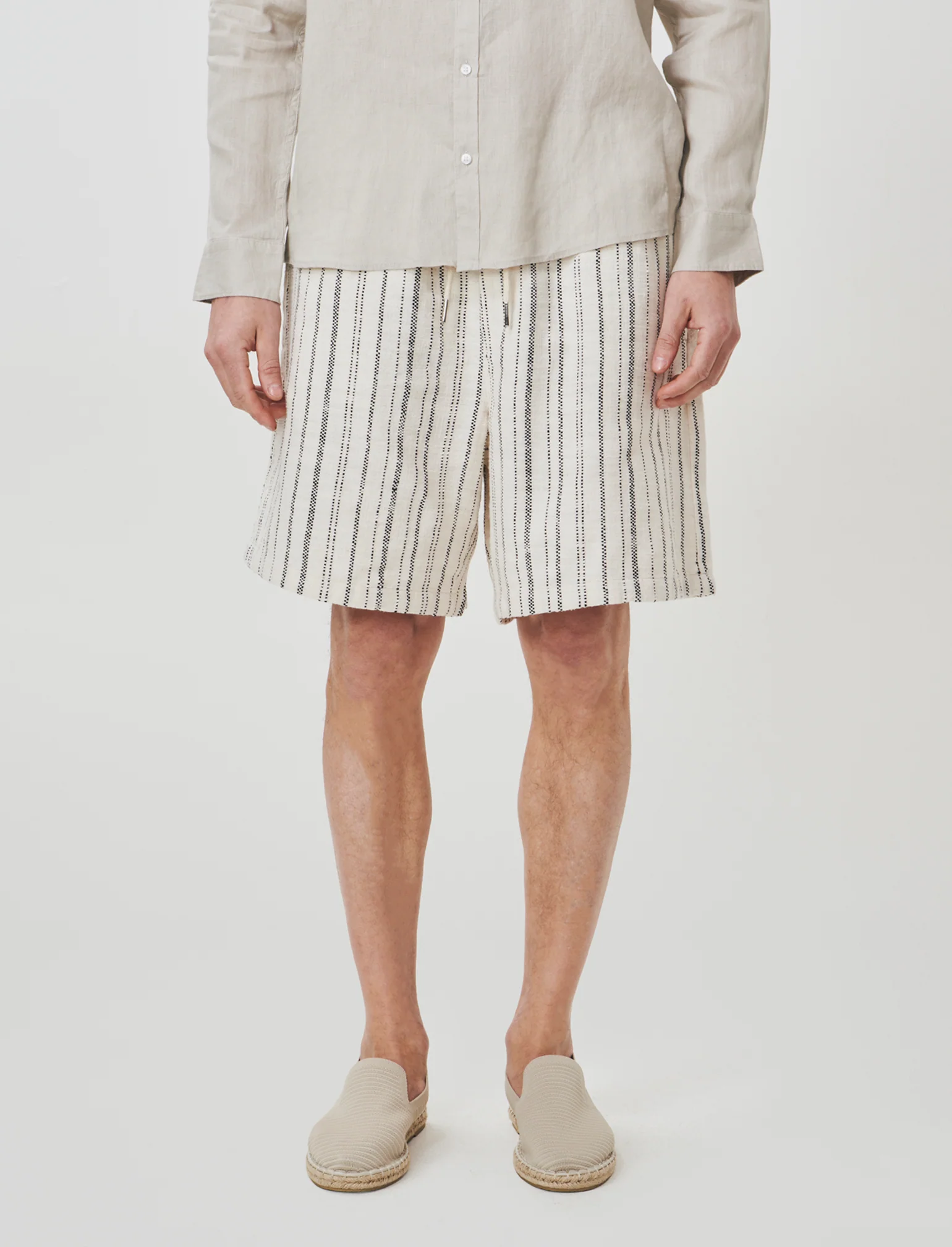 Bermuda jogger in tessuto jacquard - Beige ecru - Image 4