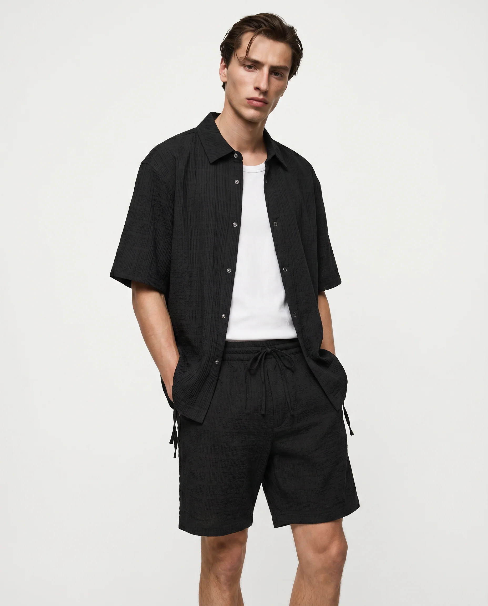 Bermuda Jogger in Tessuto Seer Sucker - Nero - Image 3