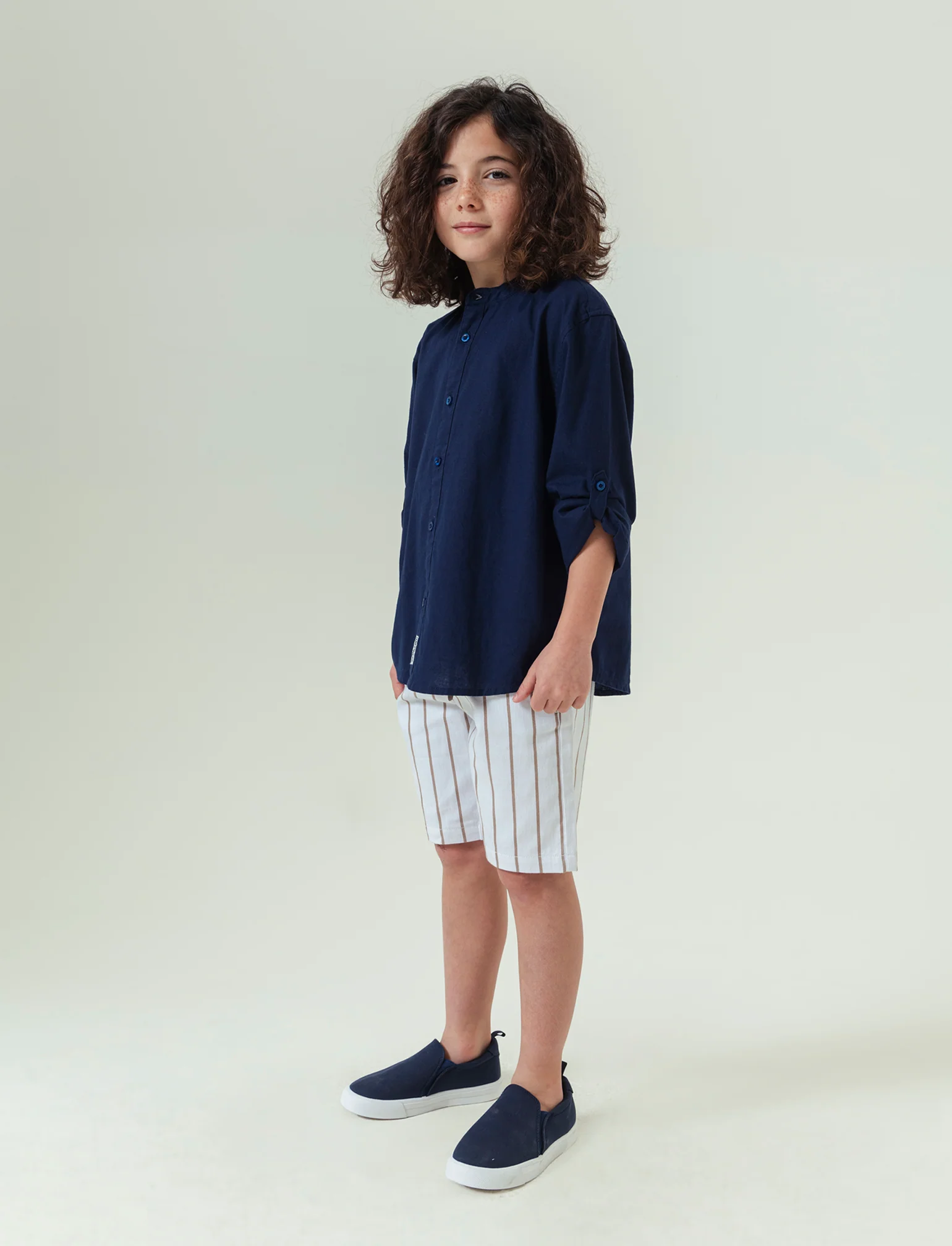 Bermuda motivo a righe da bambino - Beige