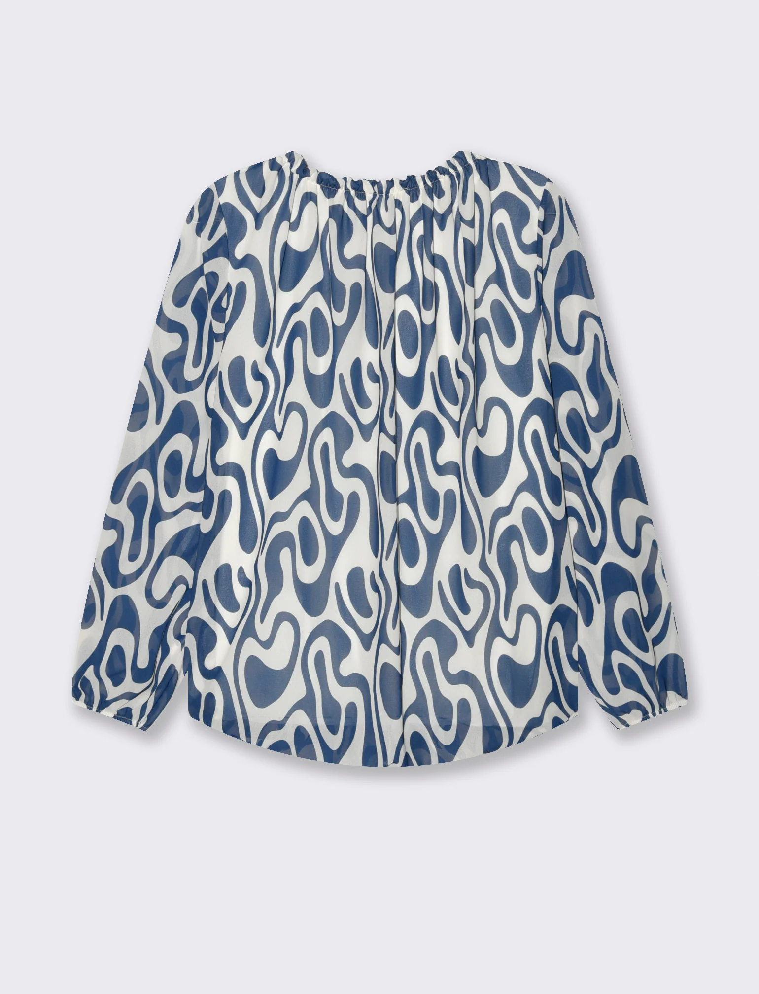 Blusa ampia in tessuto leggero con stampa e fiocco su una spalla. - Blu - Image 4