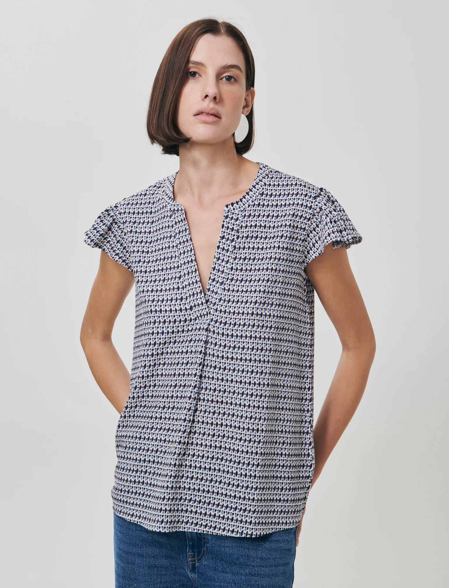 Blusa con scollo a V e rouches maniche - var 2