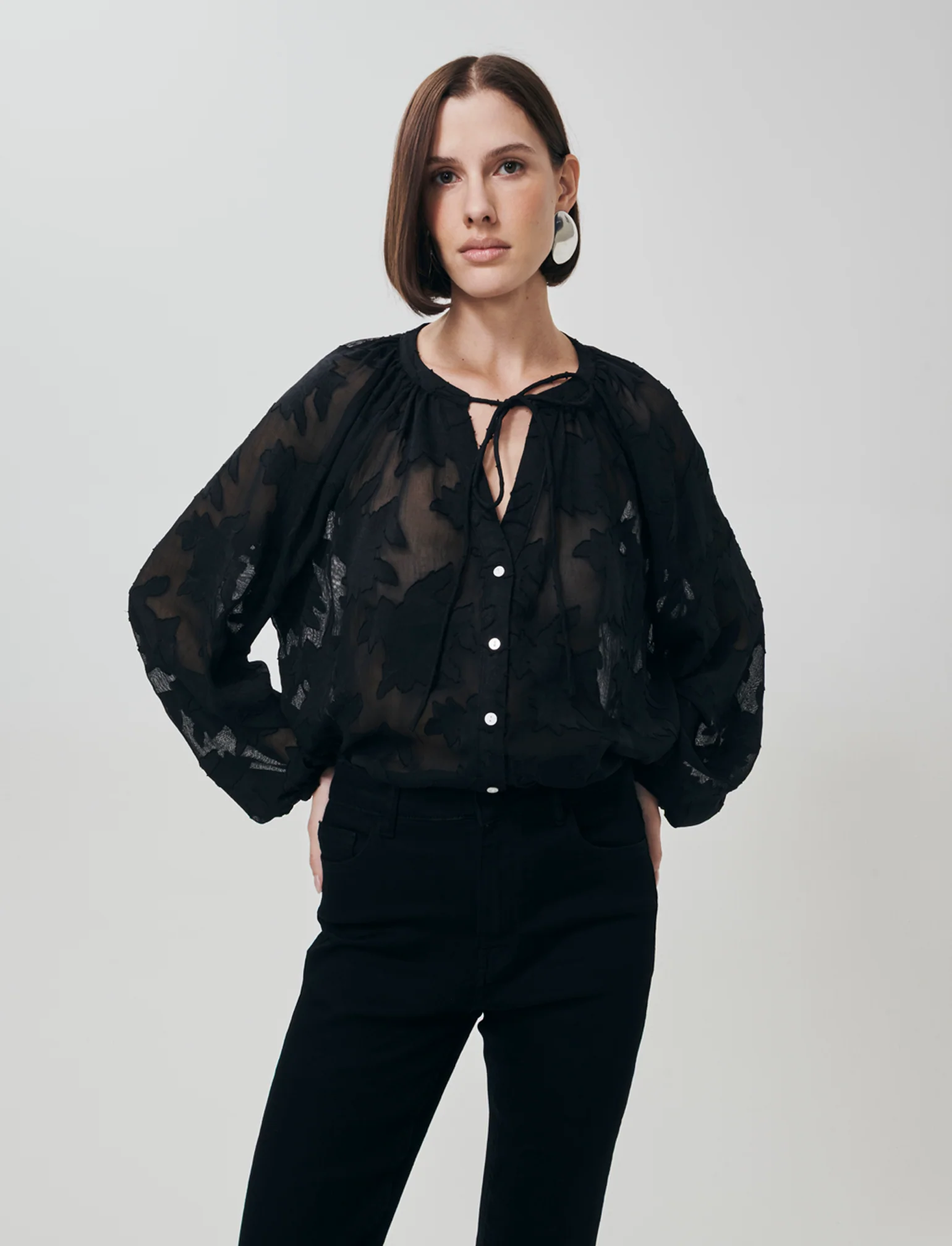 Blusa Manica Lunga con Bottoni Madreperla - Nero