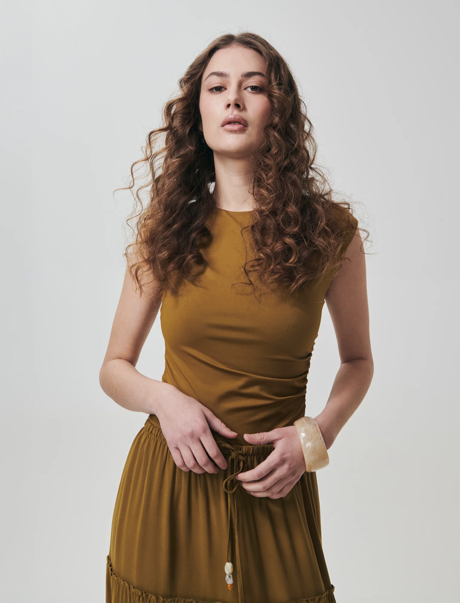 Body con arriccio su fianchi e spalle - Verde oliva - Image 4