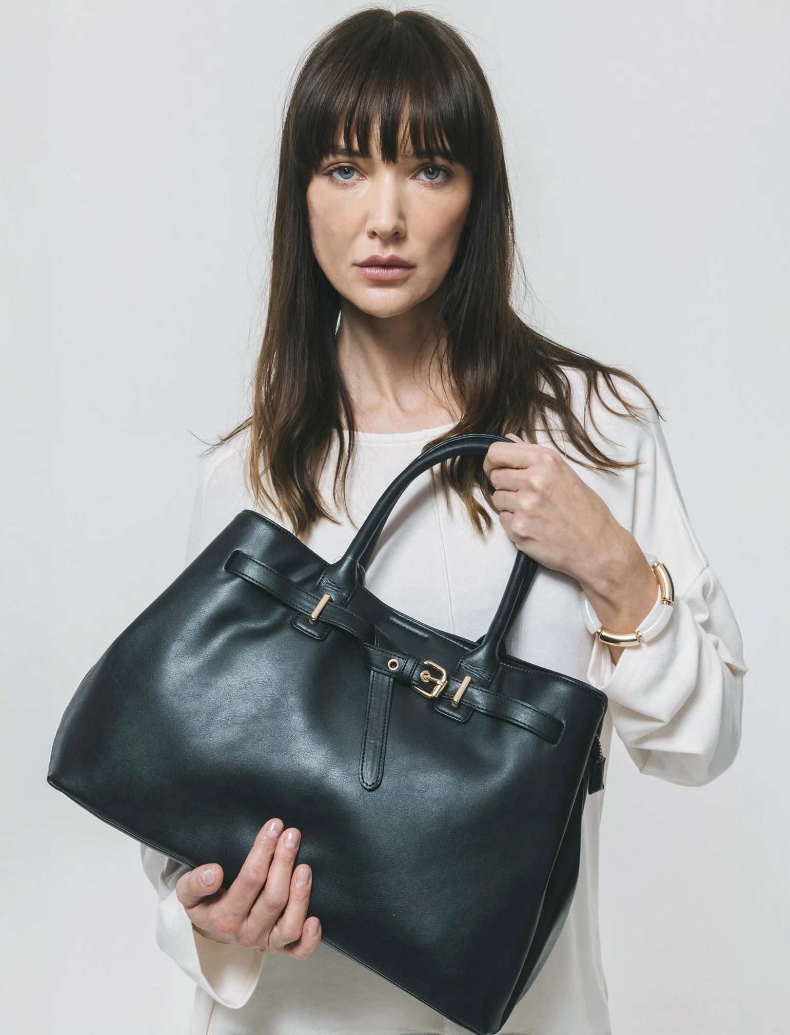 Borsa con fibbia e cinturino elegante - Nero