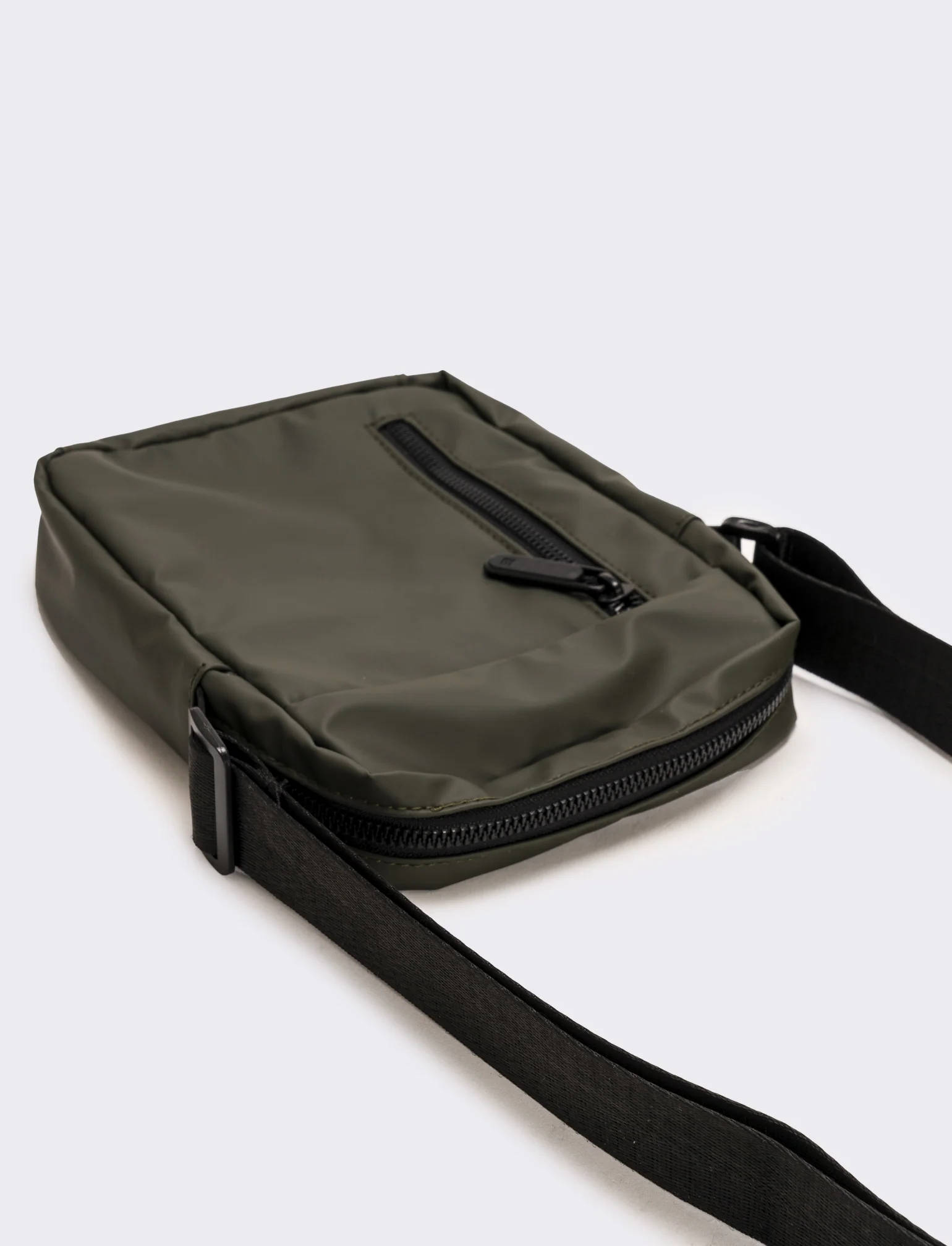 Borsa uomo a tracolla gommata con zip - Verde - Image 2