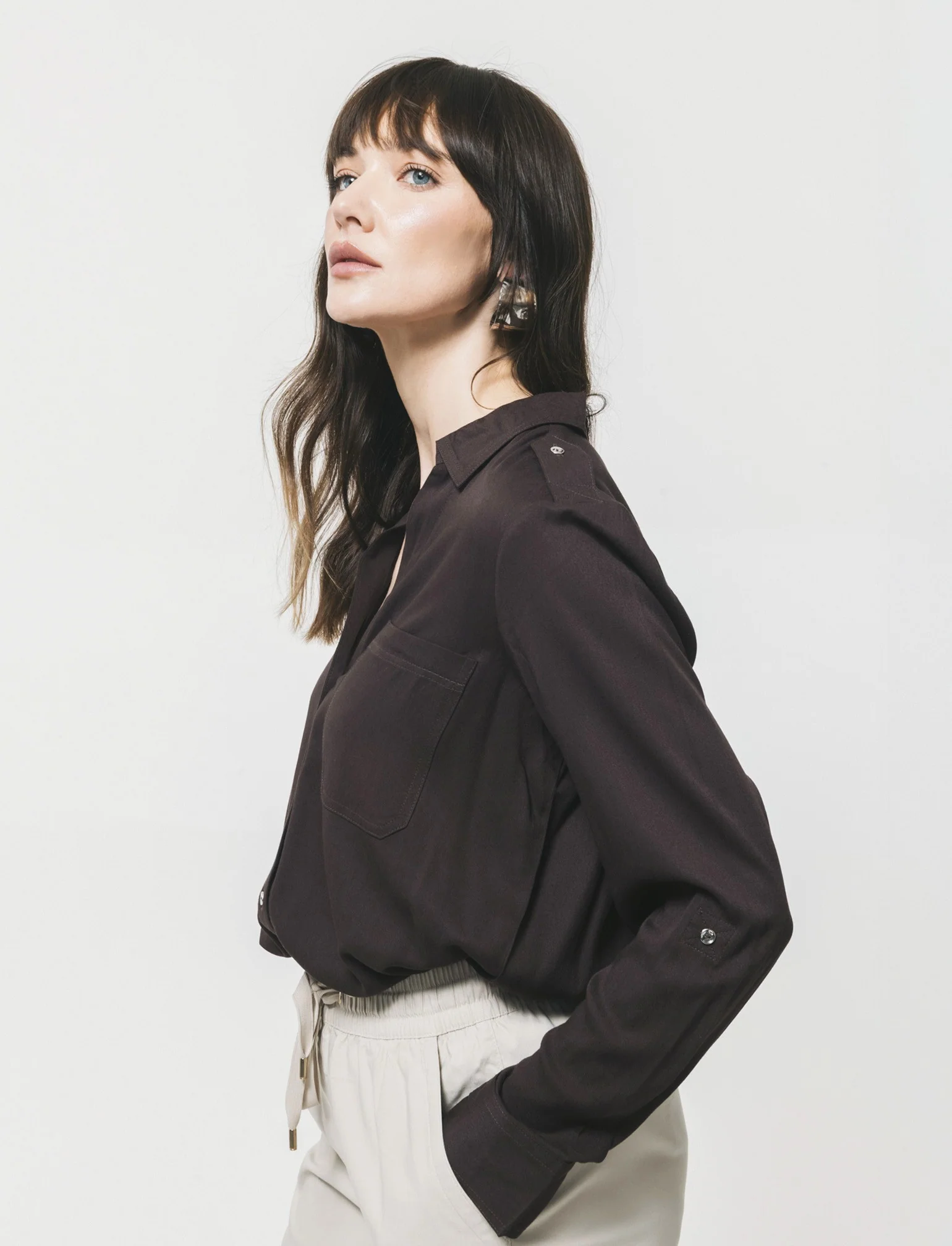 Camicia Basica con Tasche e Laccio - Moro - Image 4