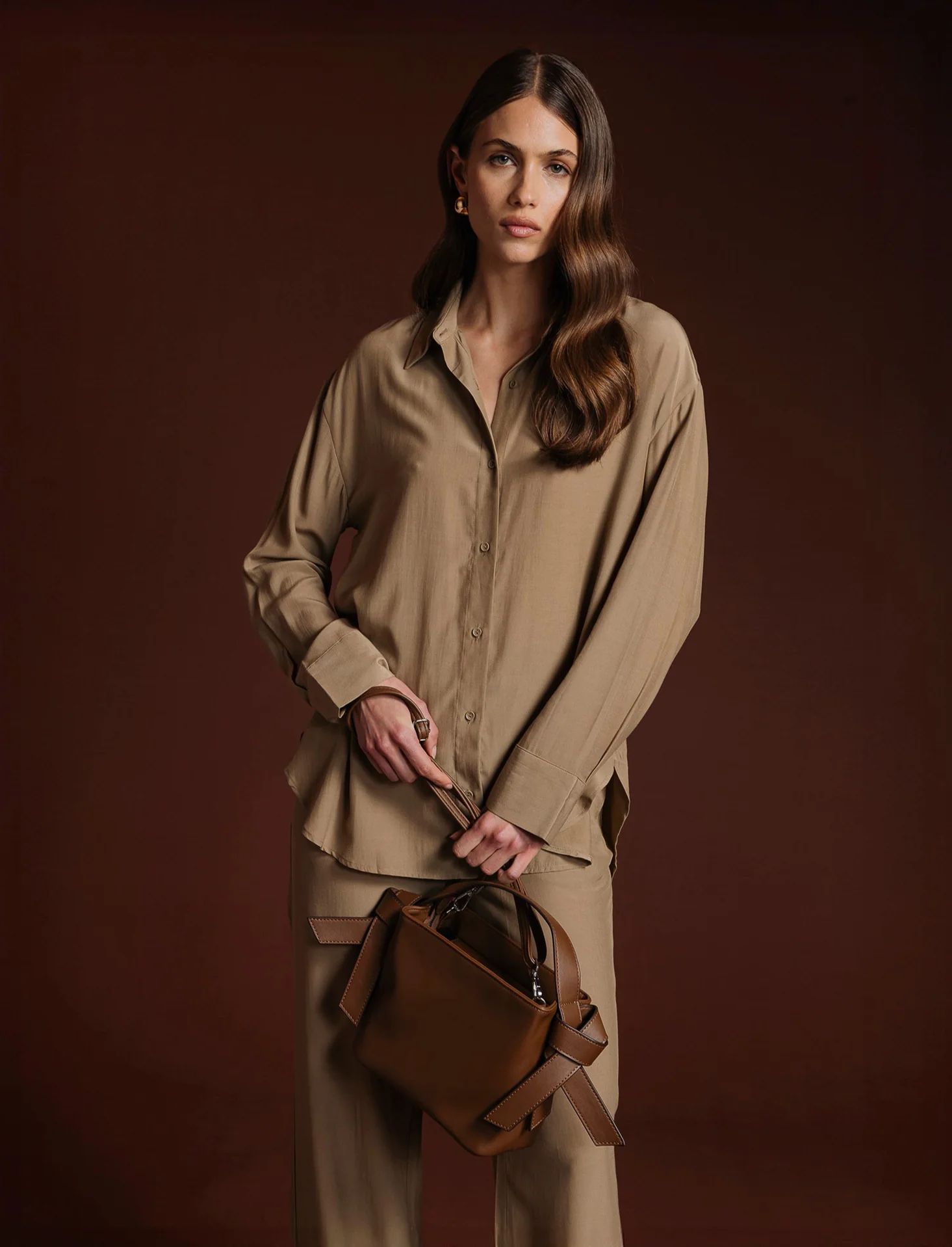 CAMICIA CON DOPPIO BOTTONE AL POLSO - Kaky 1 - Image 4