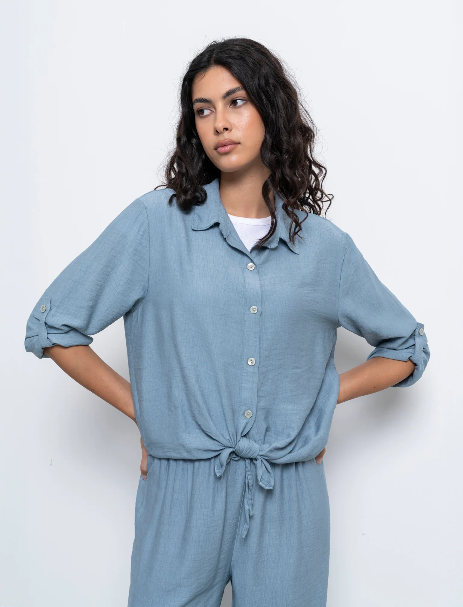 Camicia con nodo al fondo - Denim - Image 2