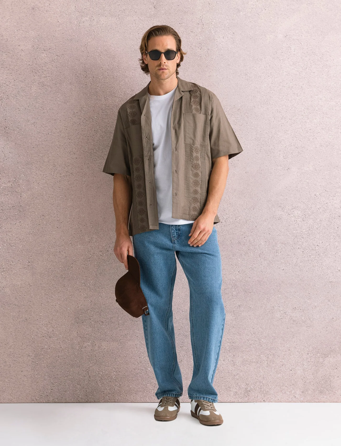 Camicia con ricami e doppio taschino da uomo - Grigio fango - Image 4