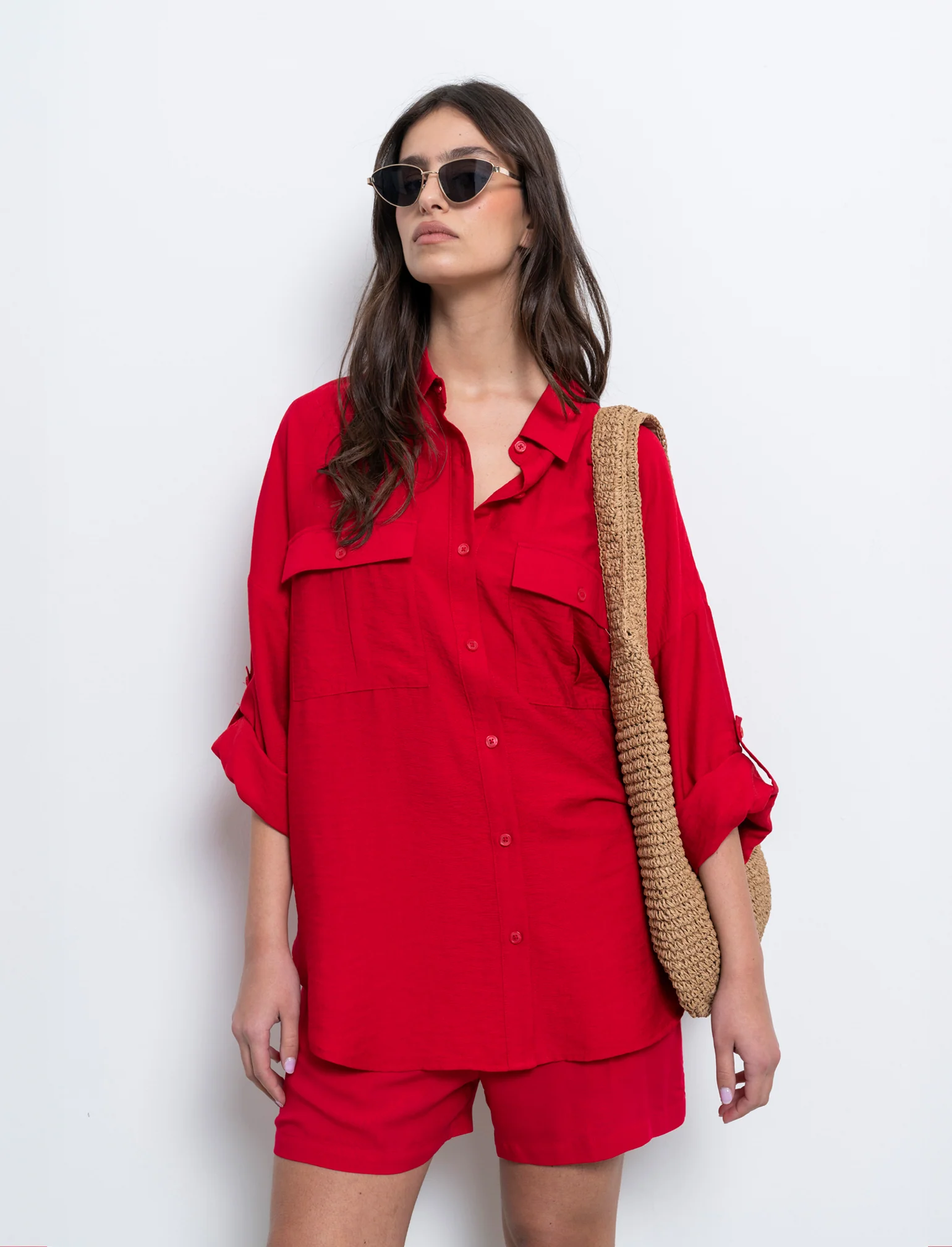 Camicia con tasche sul petto da donna - Rosso scarlatto - Image 3
