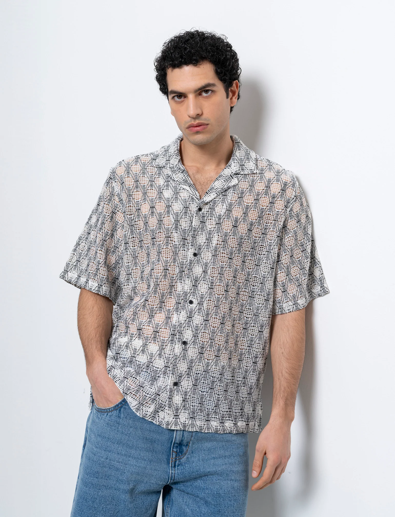 Camicia crochet fantasia astratta da uomo - Nero - Image 3