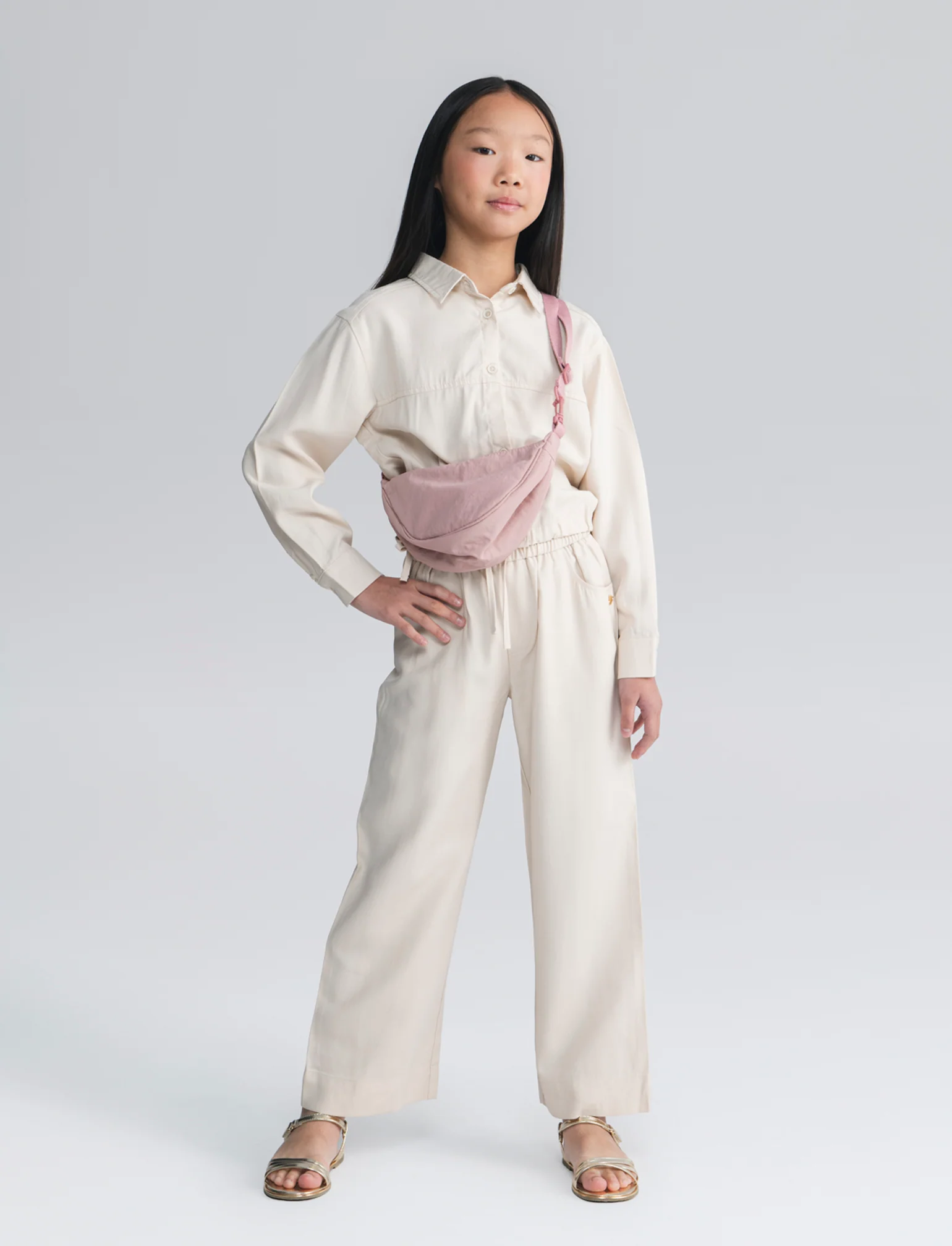 Camicia da bambina con coulisse e fiocchi - Beige - Image 4