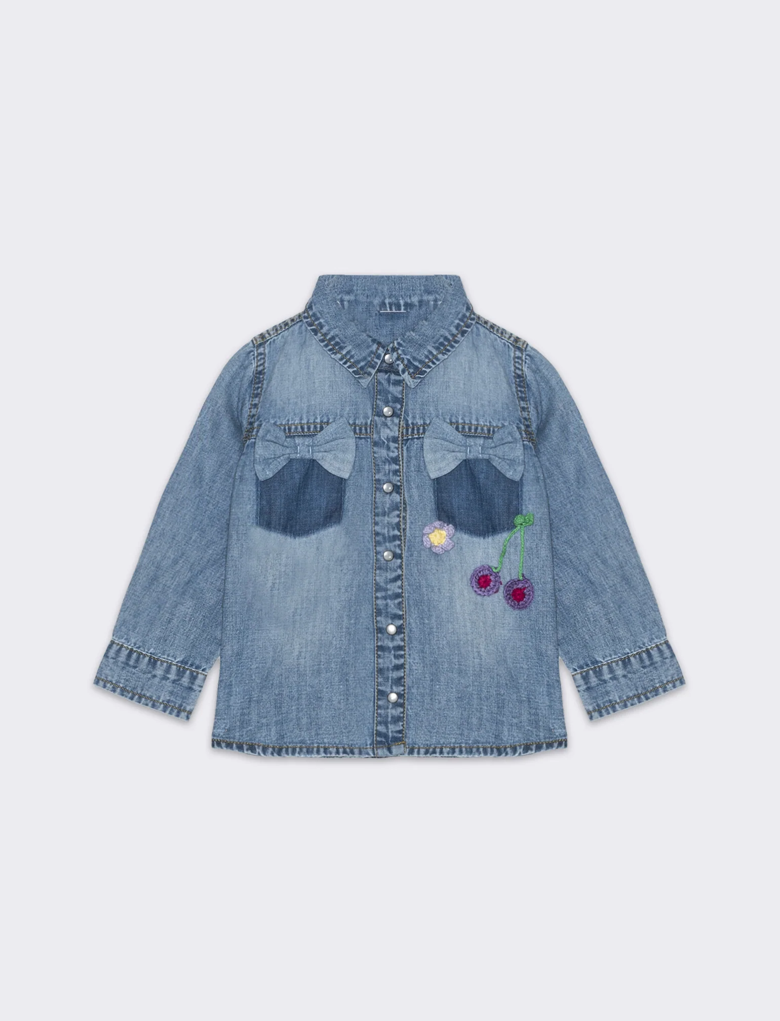 Camicia denim con applicazioni da neonata - Denim - Image 2