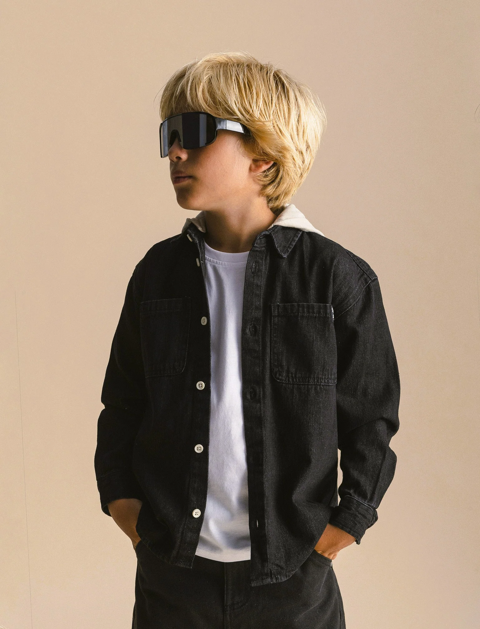 Camicia in denim con cappuccio - Nero