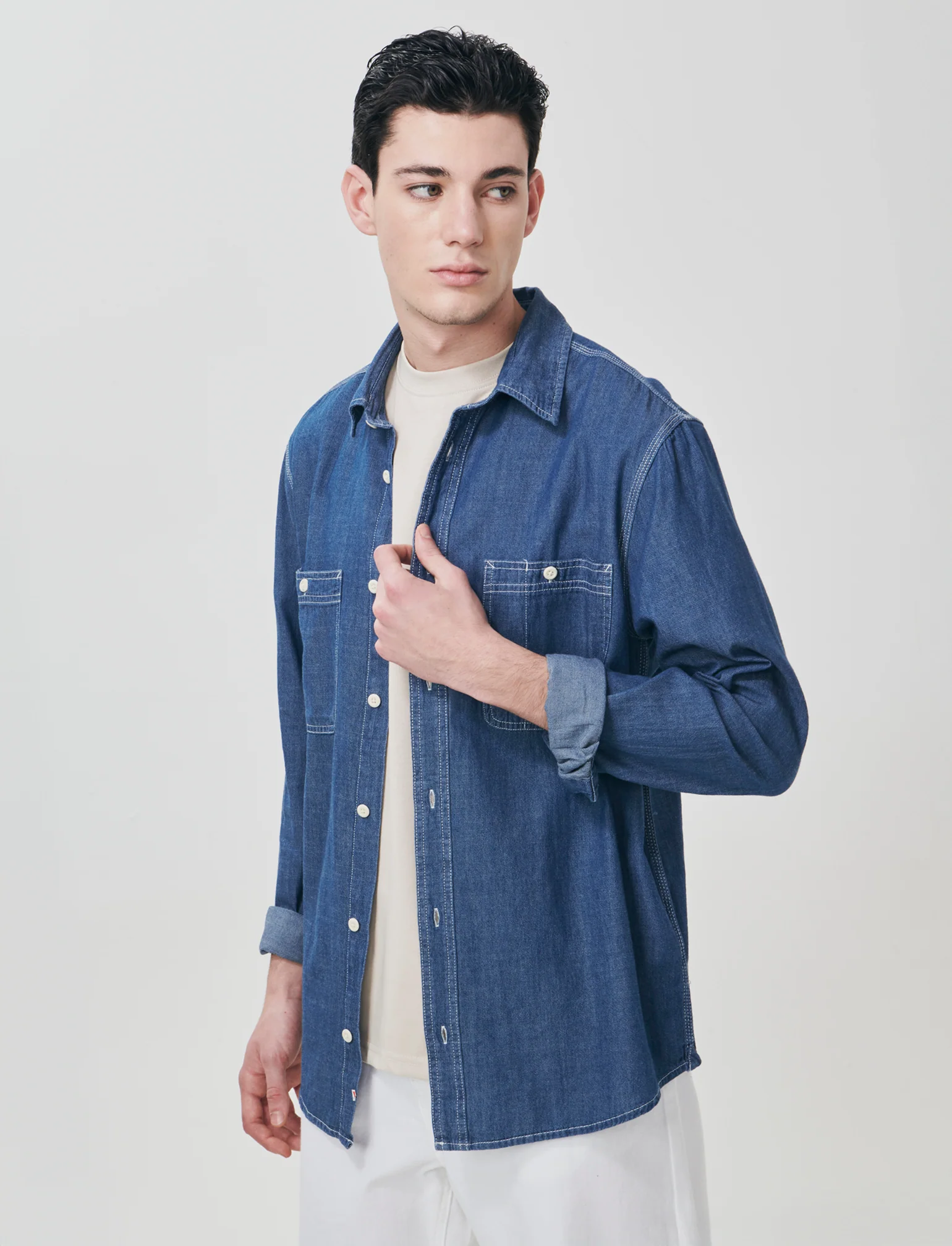 Camicia in denim leggero effetto slavato - Denim - Image 4