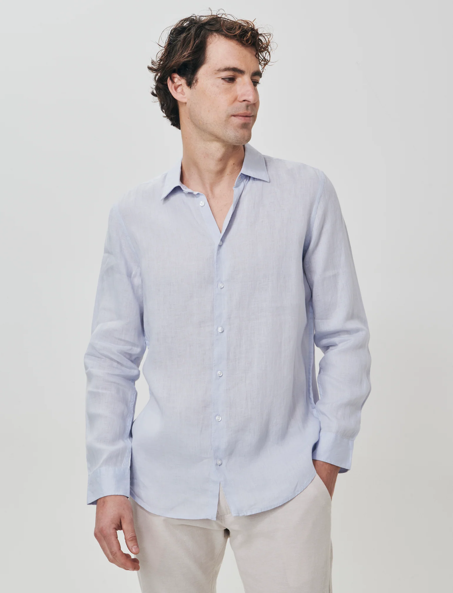 Camicia in lino leggero con collo francese - Celeste polvere - Image 3