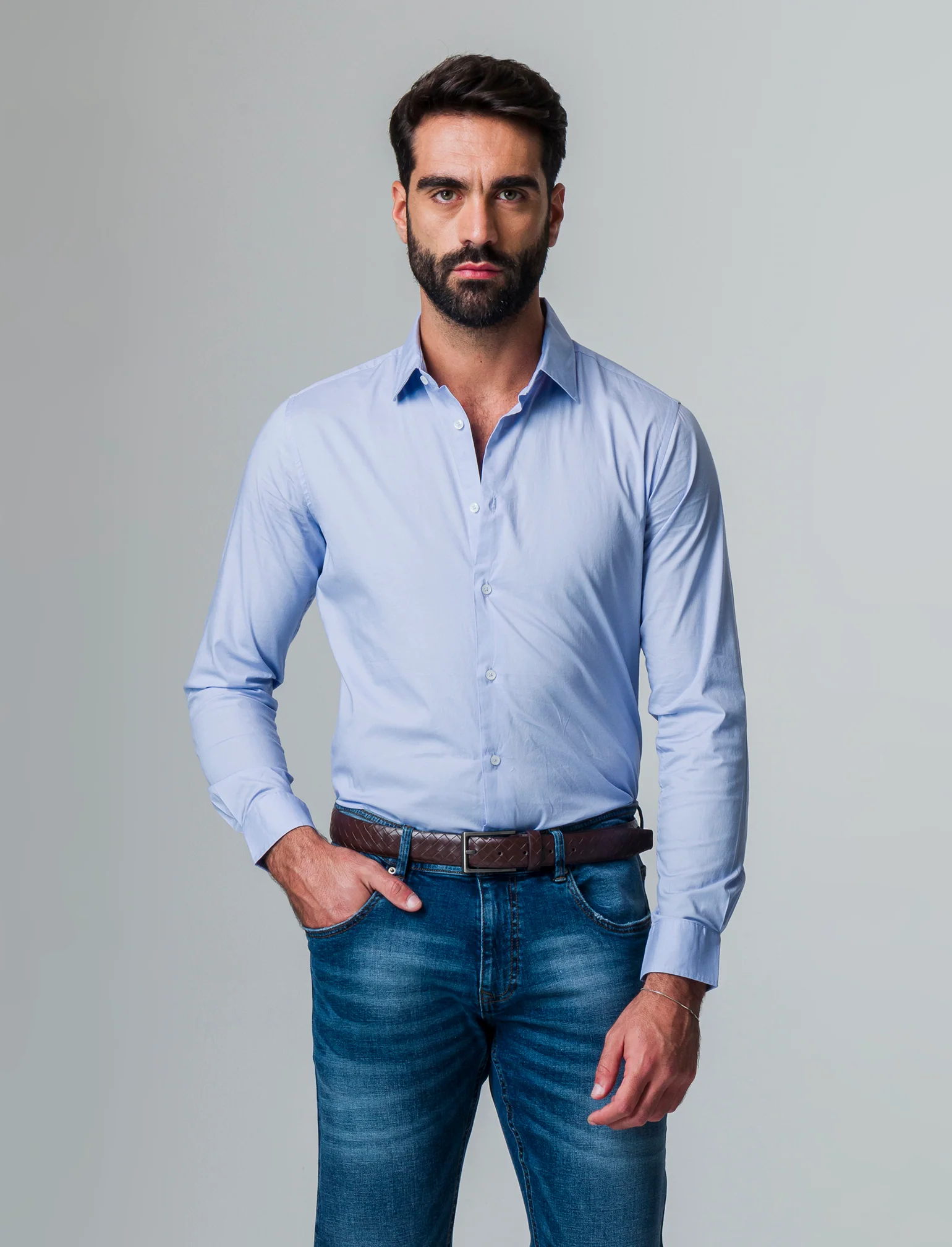 Camicia in popeline elasticizzata slim fit da uomo - Celeste