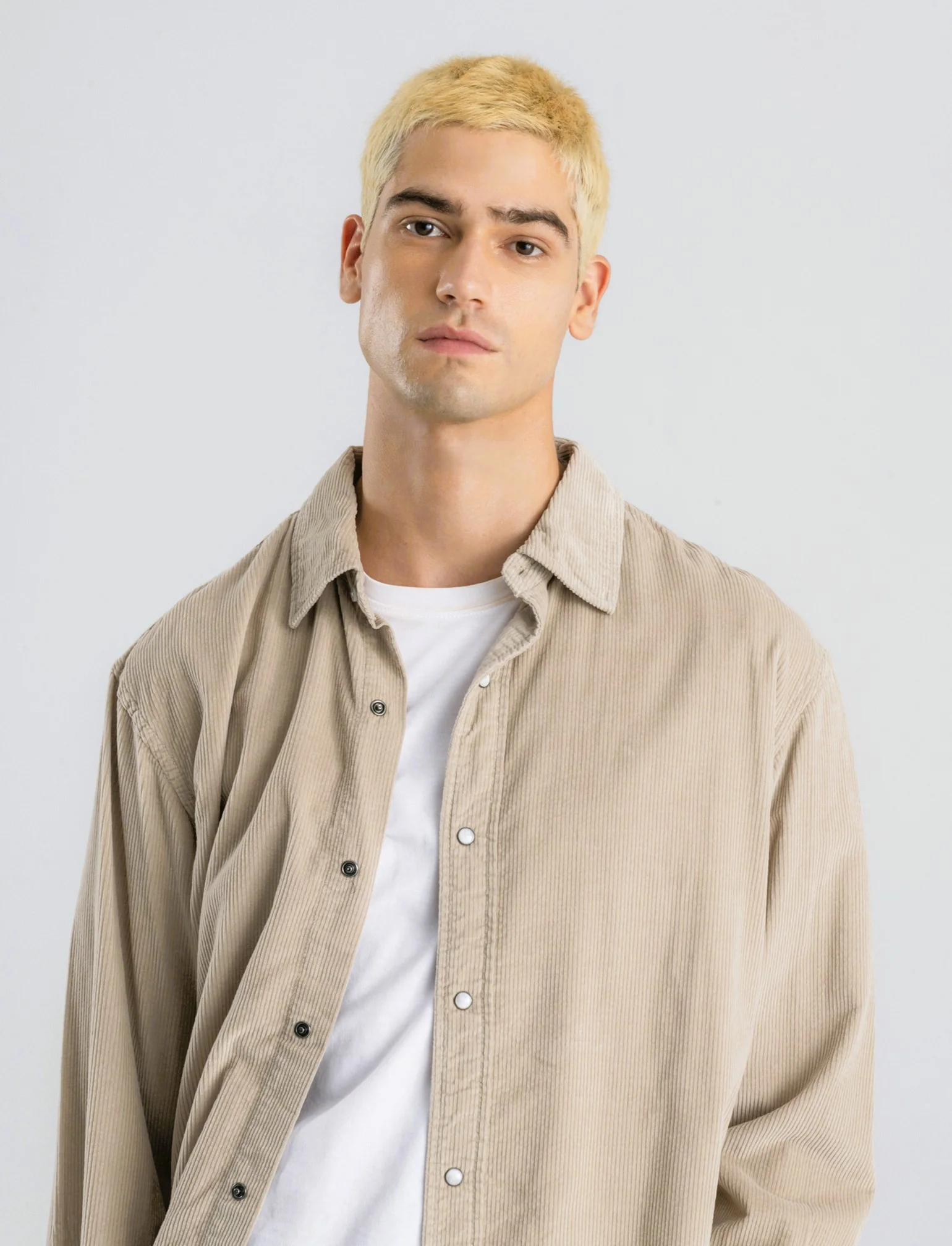 CAMICIA IN VELLUTO - Beige - Image 4
