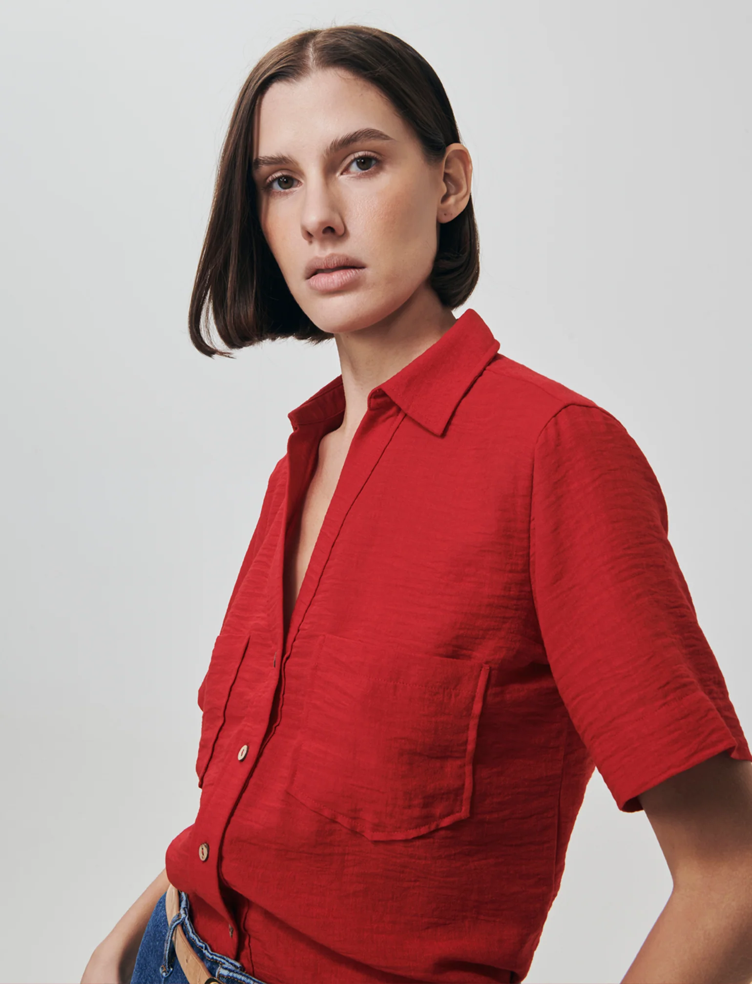 Camicia Manica Corta con Tasche a Toppa - Rosso - Image 3