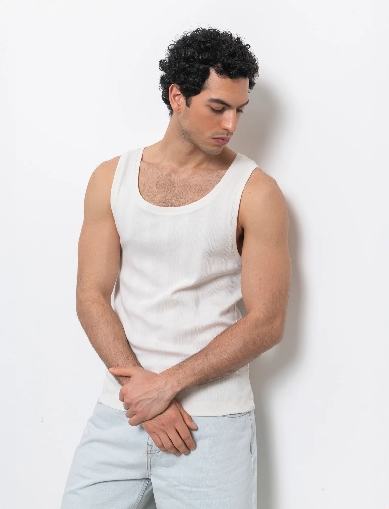 Canotta in tessuto a coste effetto maglia da uomo - Beige ecru - Image 2