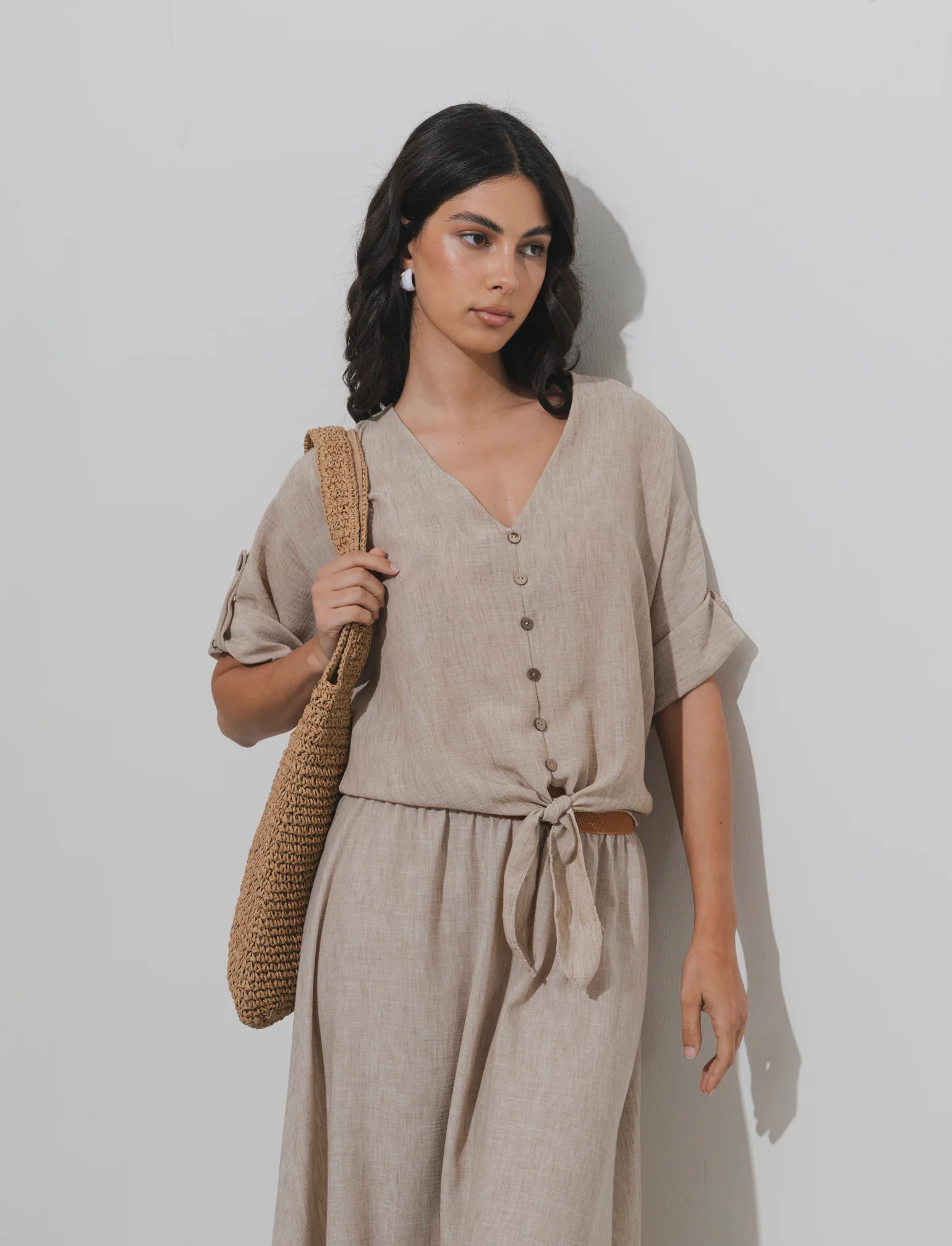 Casacca con bottoni scollo a V - Beige - Image 2