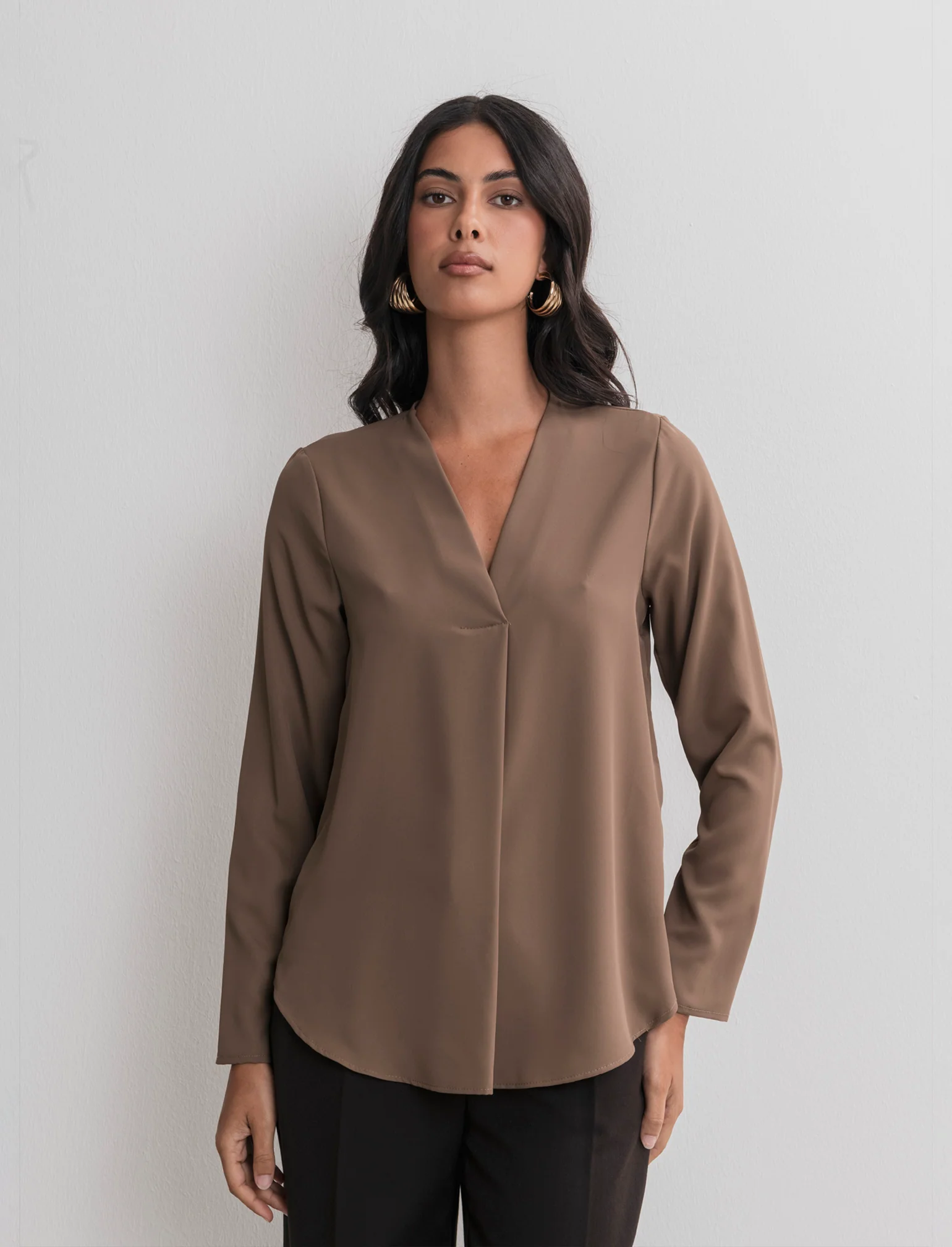 CASACCA CON SCOLLO A V - Cacao - Image 5
