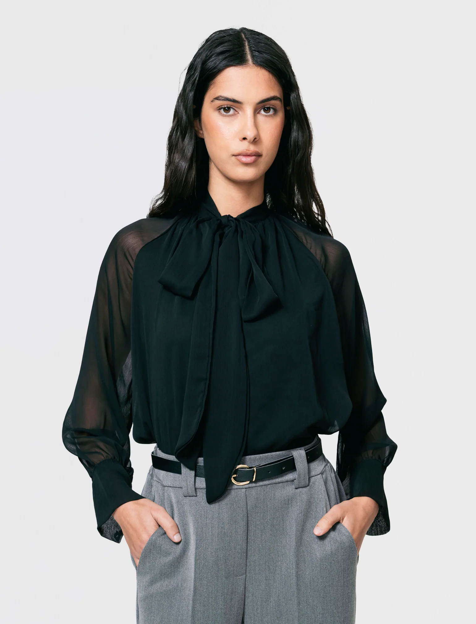Casacca in tessuto leggero con fiocco al collo - Nero - Image 3