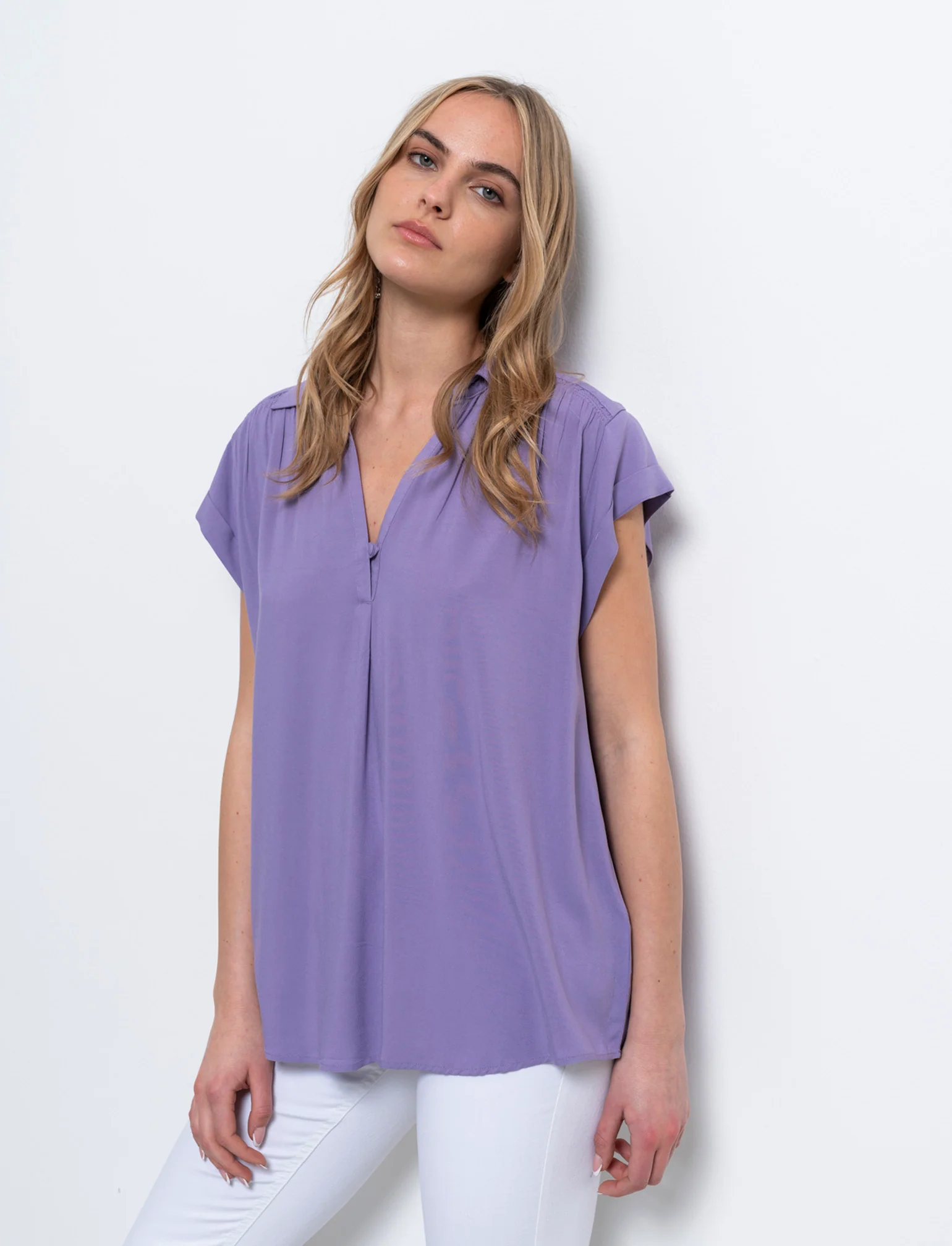 Casacca mezzamanica con scollo a V da donna - Lilla pervinca - Image 3