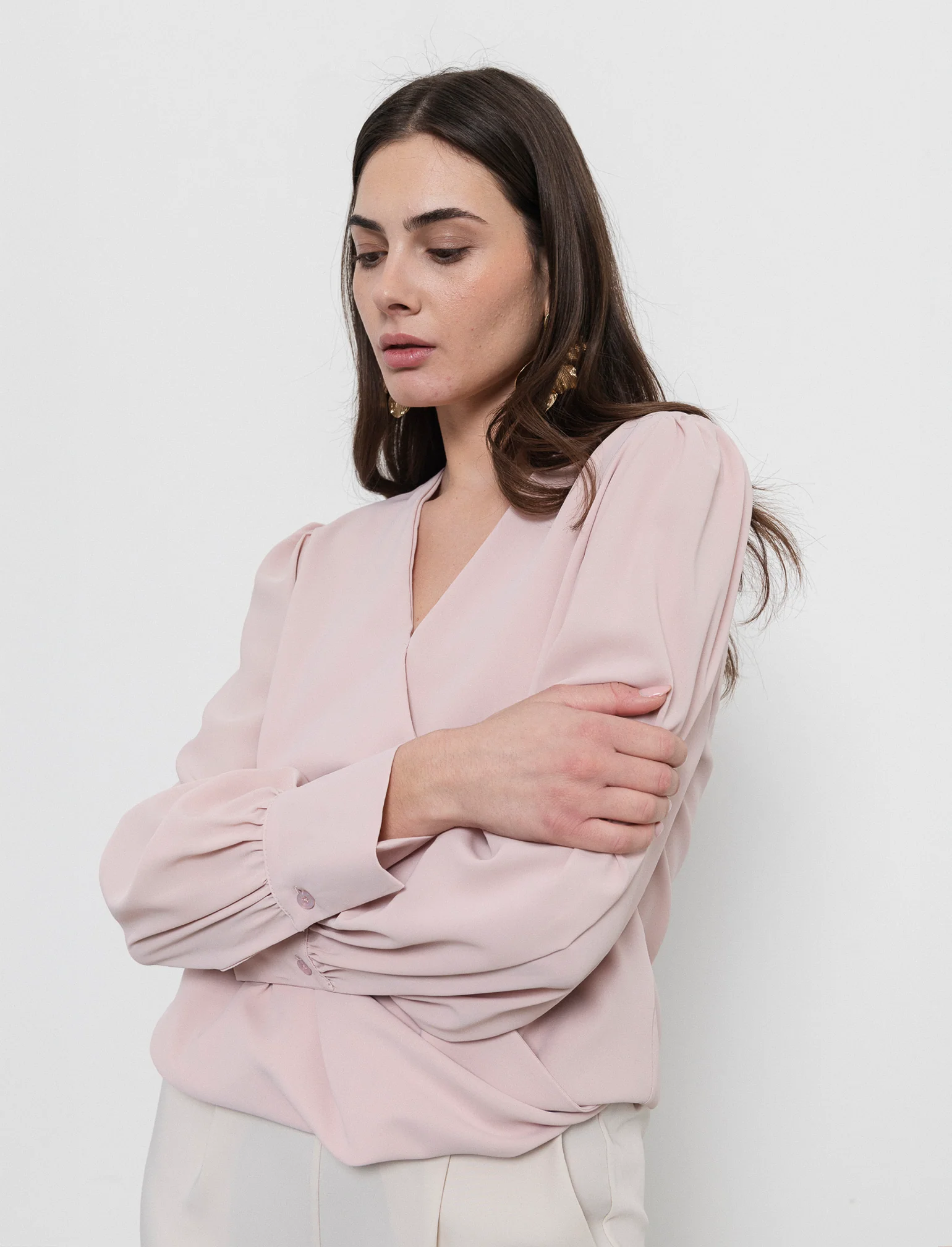 Casacca morbida ad incrocio da donna - Cipria - Image 3