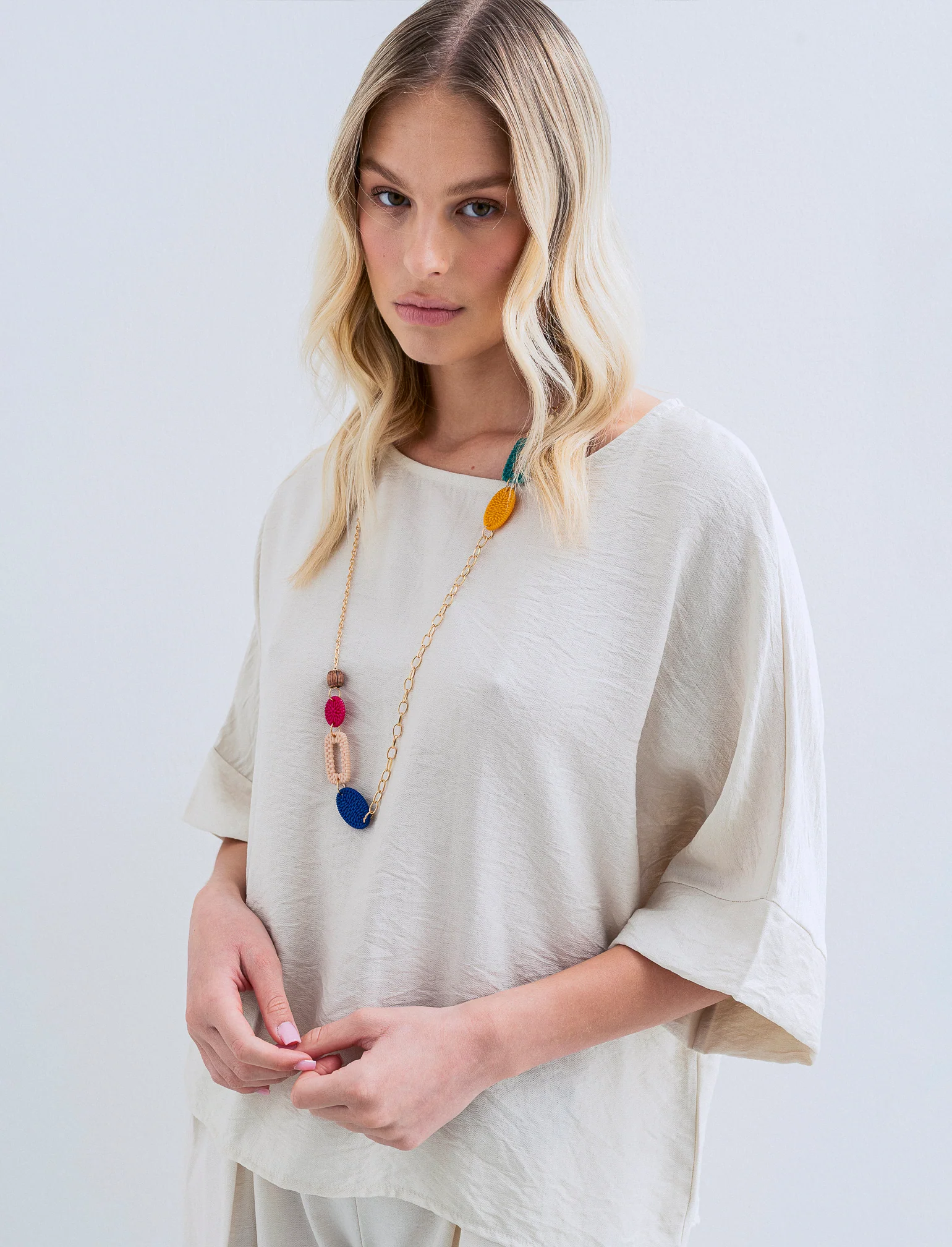 Casacca over con collana - Beige