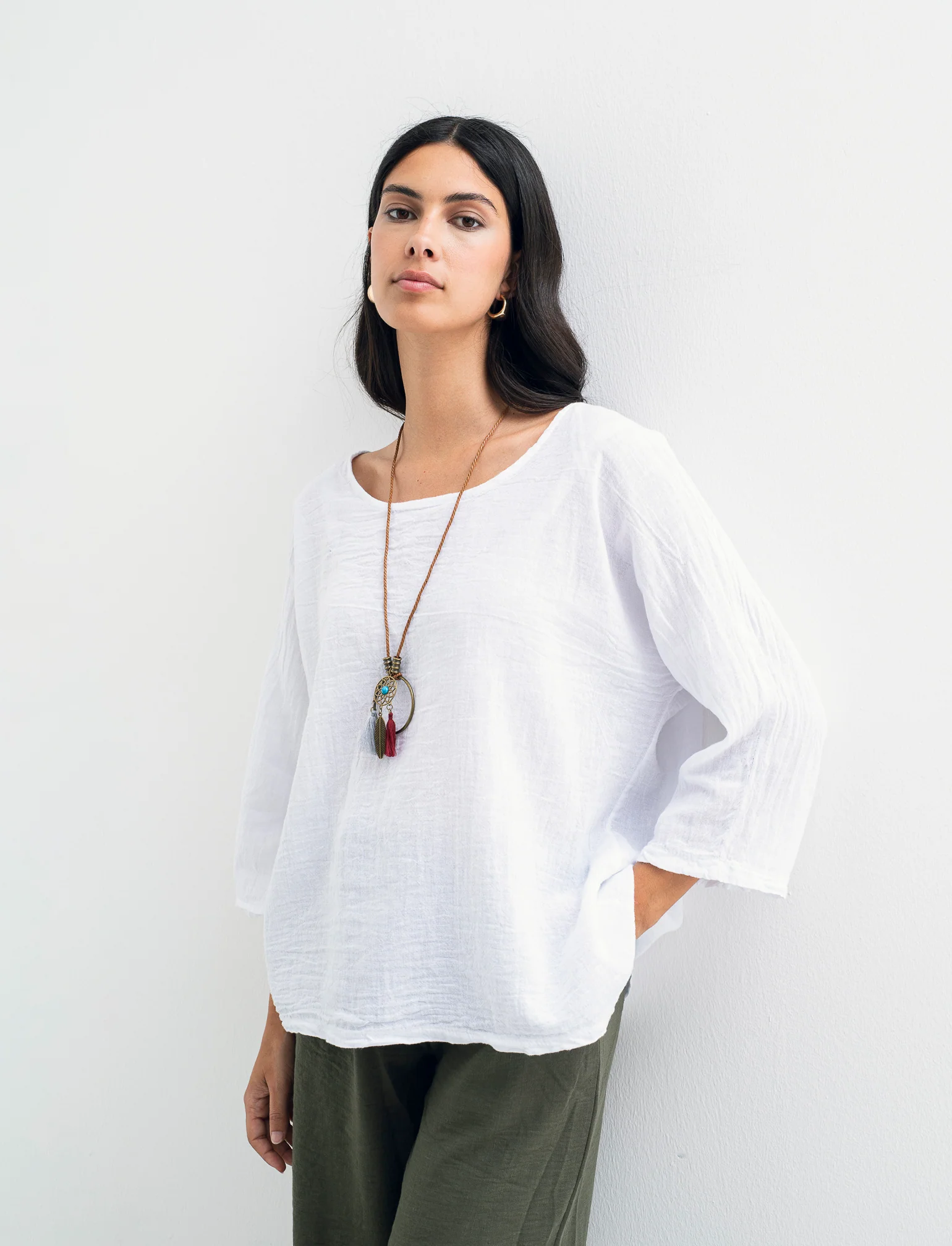 Casacca over con collana - Bianco - Image 3
