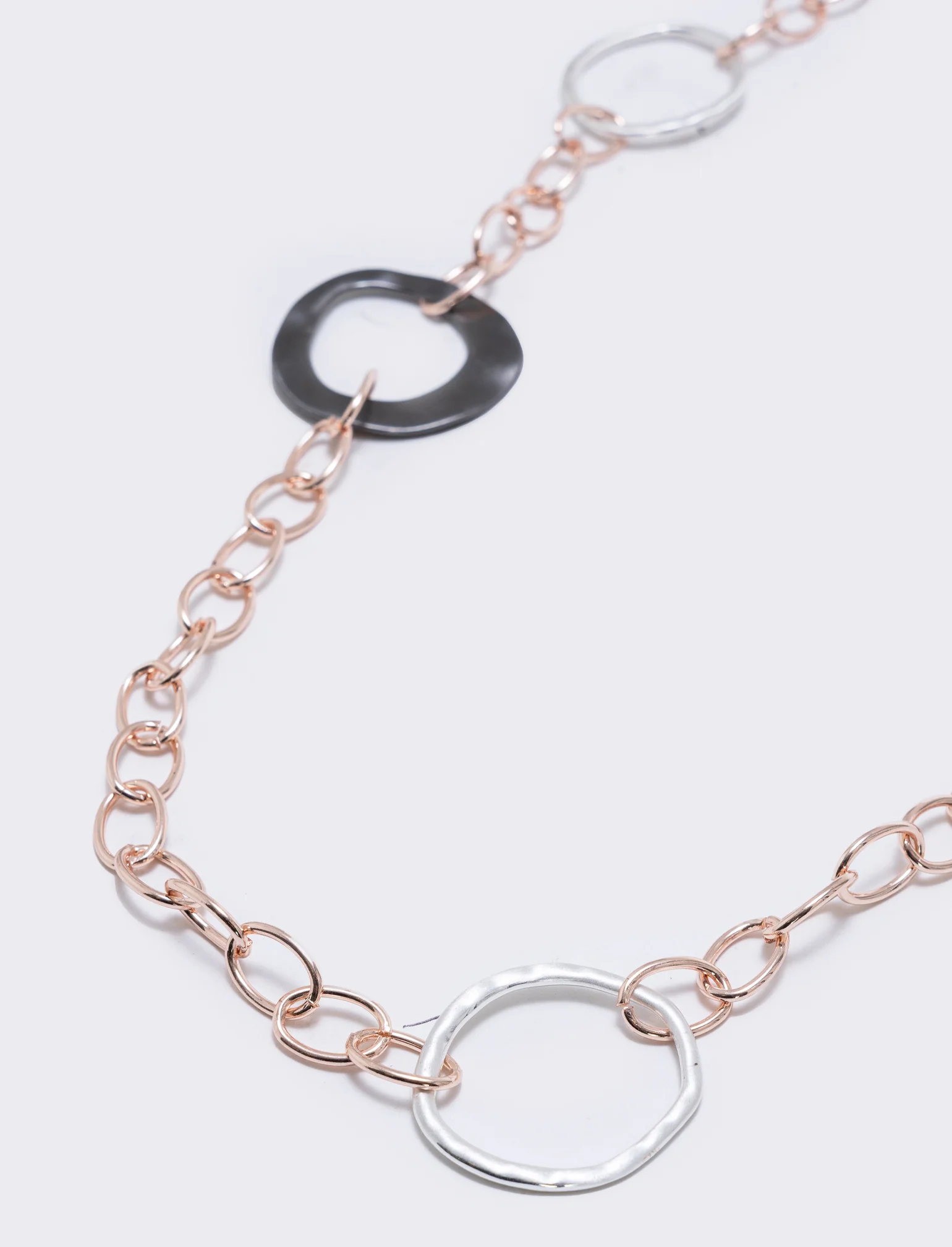 Collana lunga con cerchi effetto perla - Rosa - Image 3
