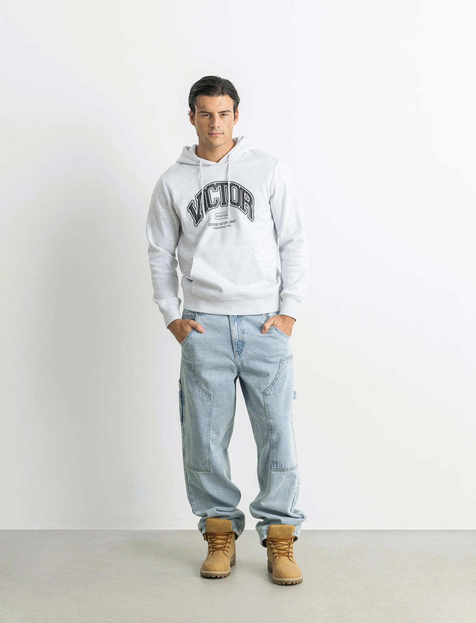 FELPA CON CAPPUCCIO CON STAMPA CRACK - Grigio melange - Image 4