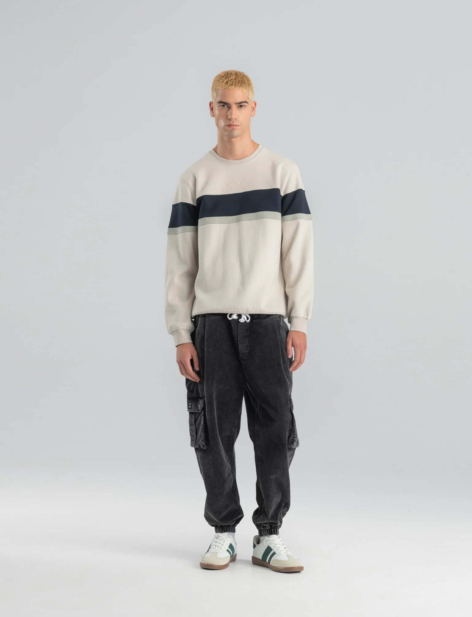 FELPA CON RICAMO E  FASCIA CONTRASTO - Grigio ghiaccio - Image 4