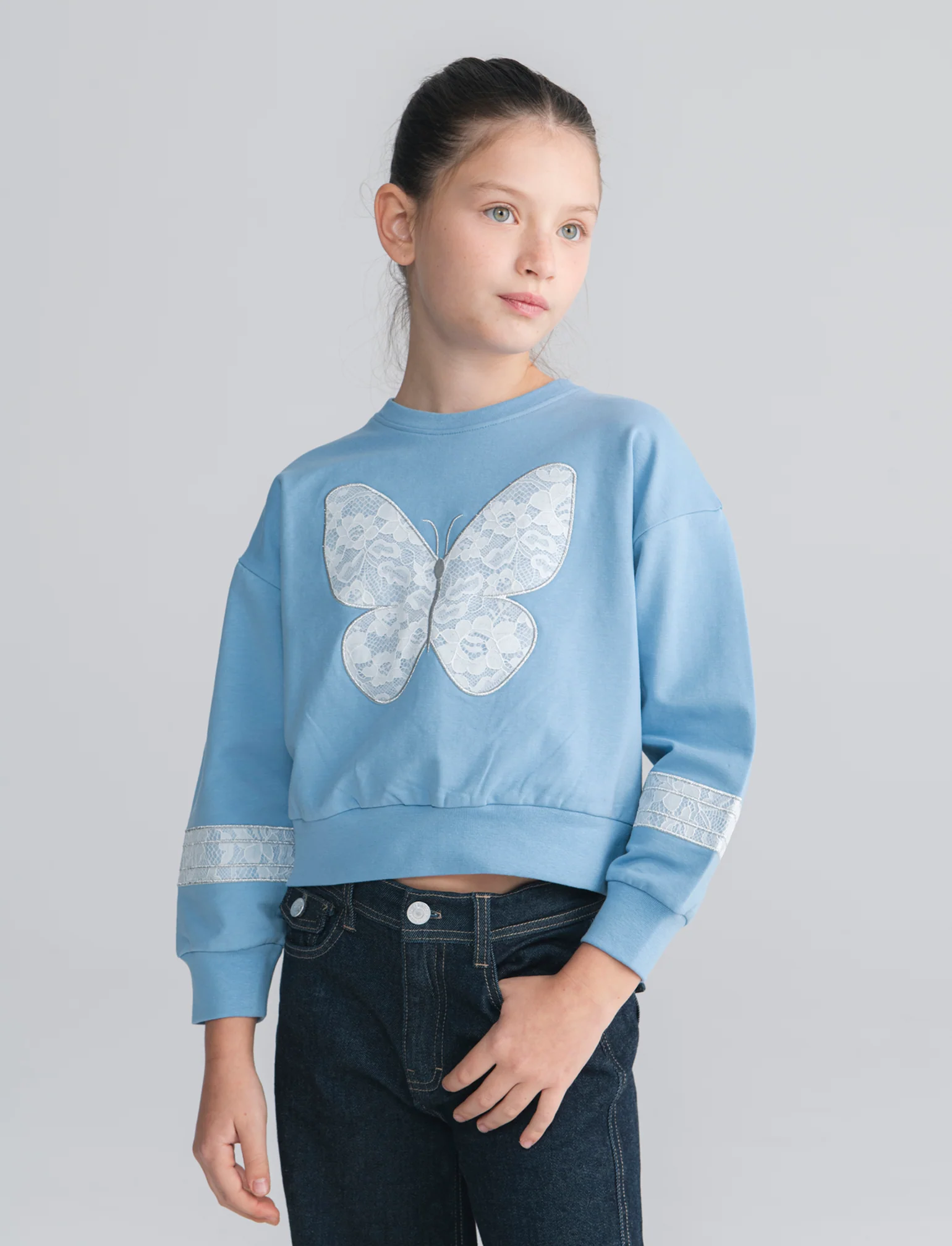 Felpa girocollo con pizzo elegante - Azzurro - Image 4