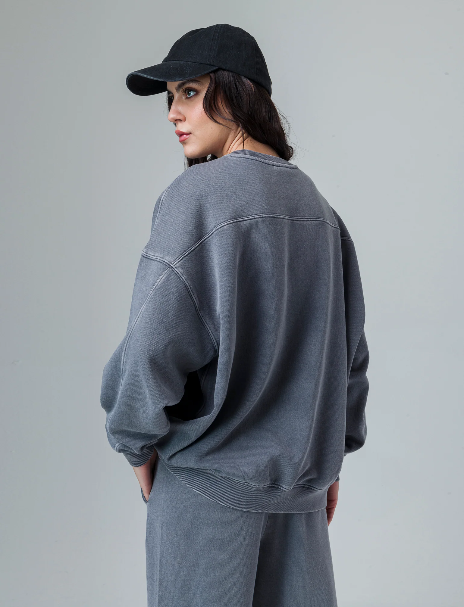 Felpa girocollo lavaggio acidato da donna - Grigio piombo - Image 2