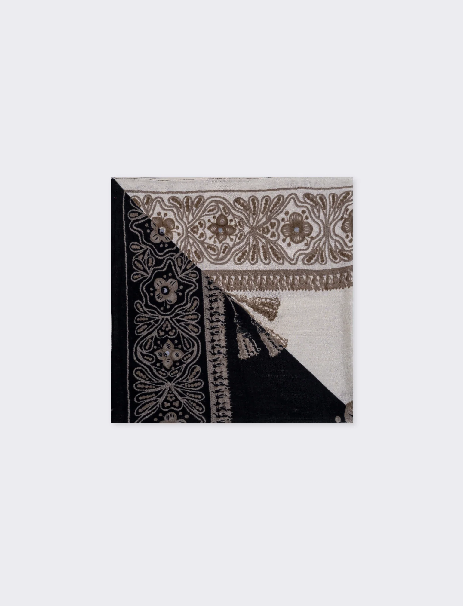 Foulard leggero con stampa fiori - Nero - Image 2