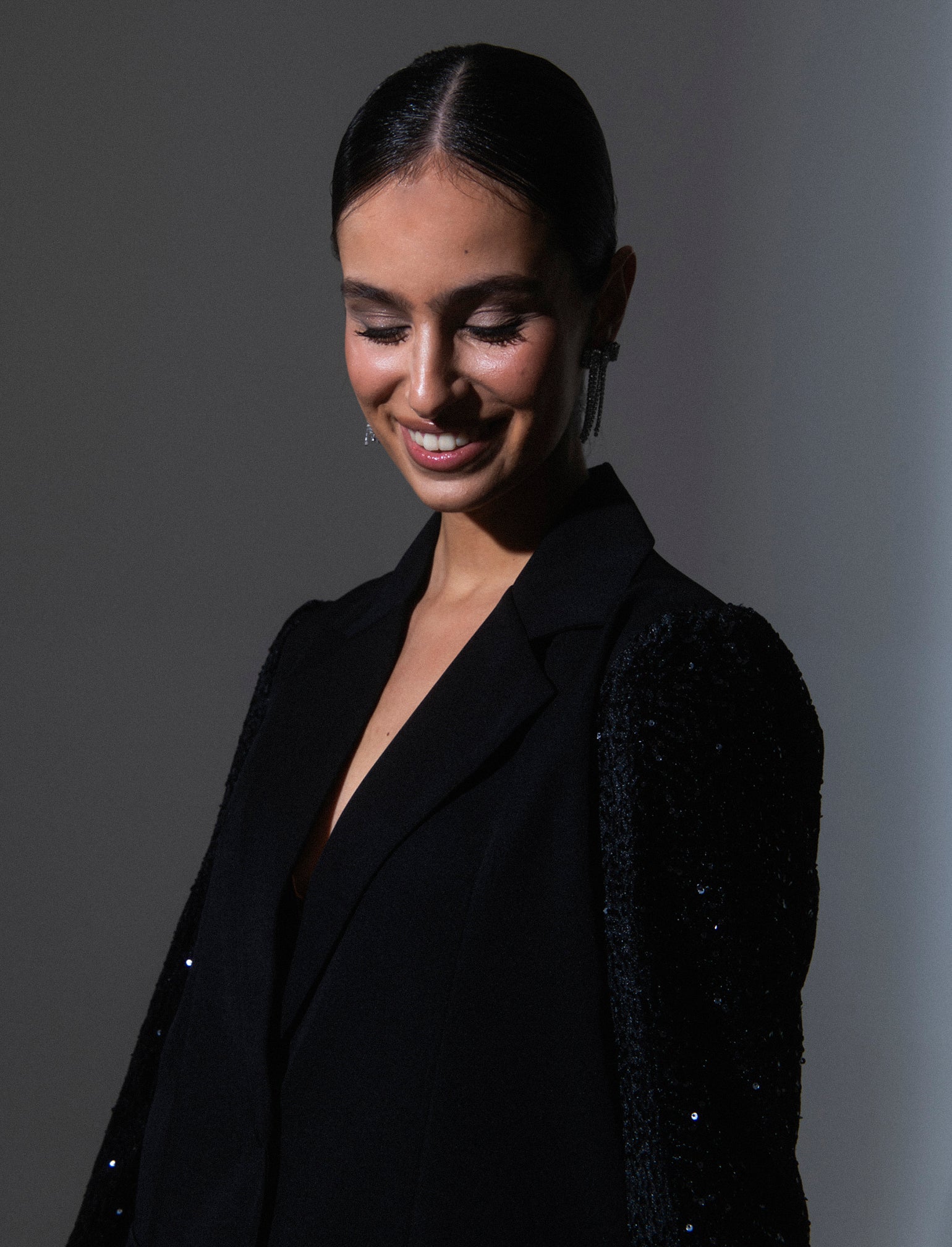 Giacca over con maniche in paillettes - Nero - Image 4