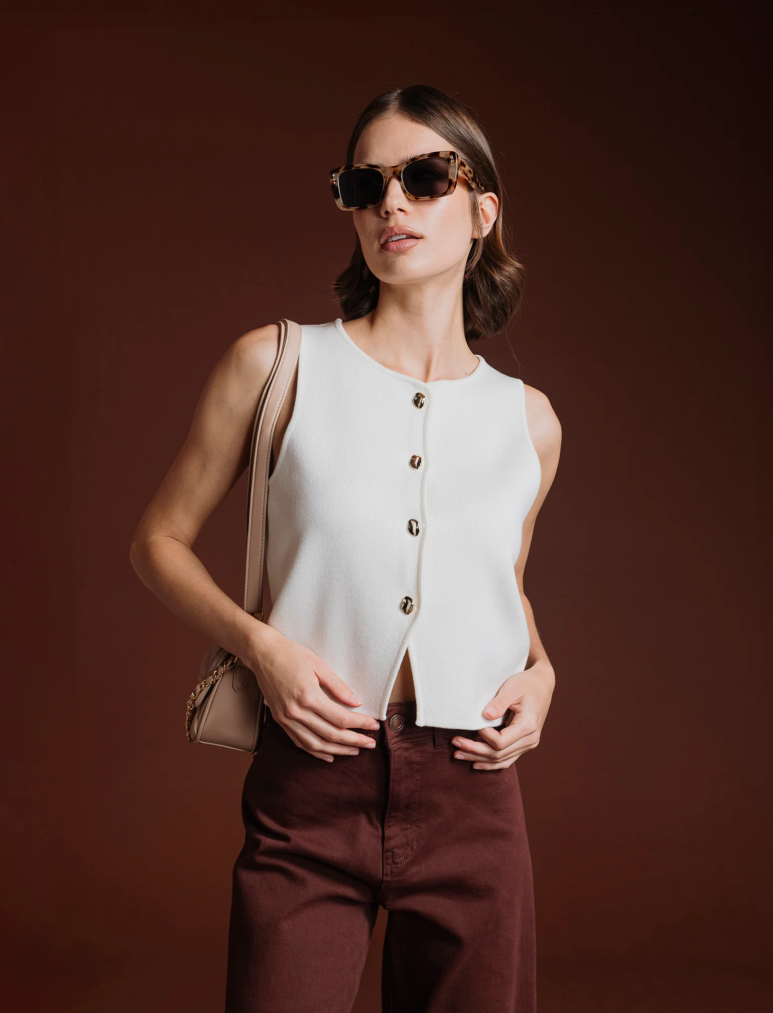 GILET CON BOTTONI GIOIELLO - Bianco latte - Image 3