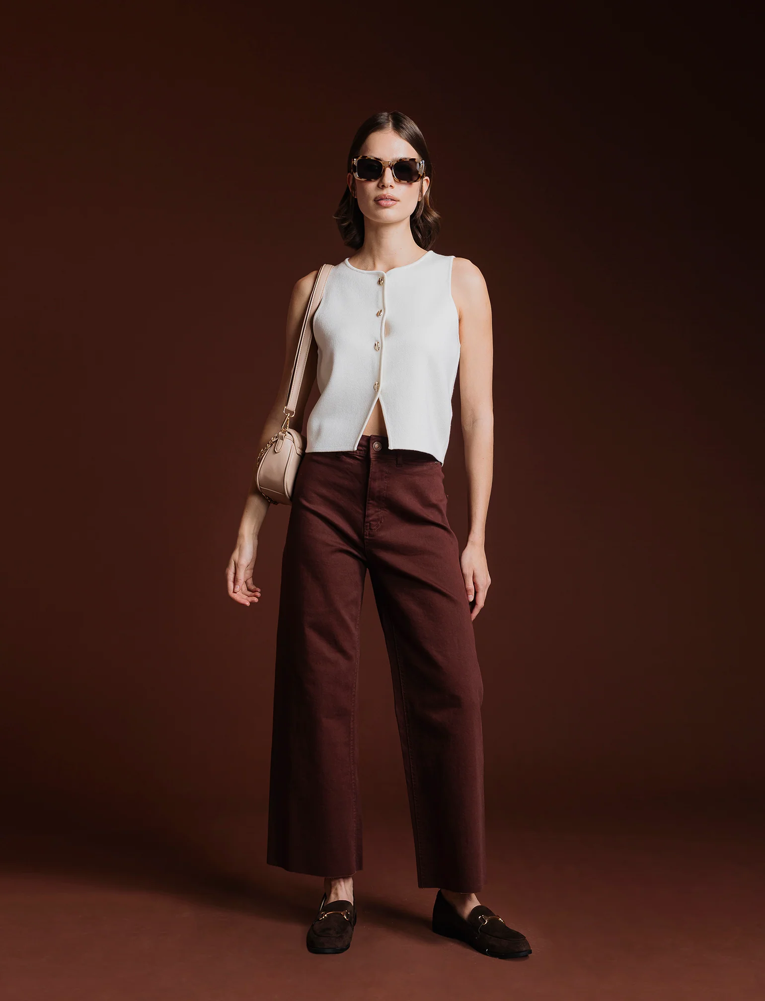 GILET CON BOTTONI GIOIELLO - Bianco latte - Image 4