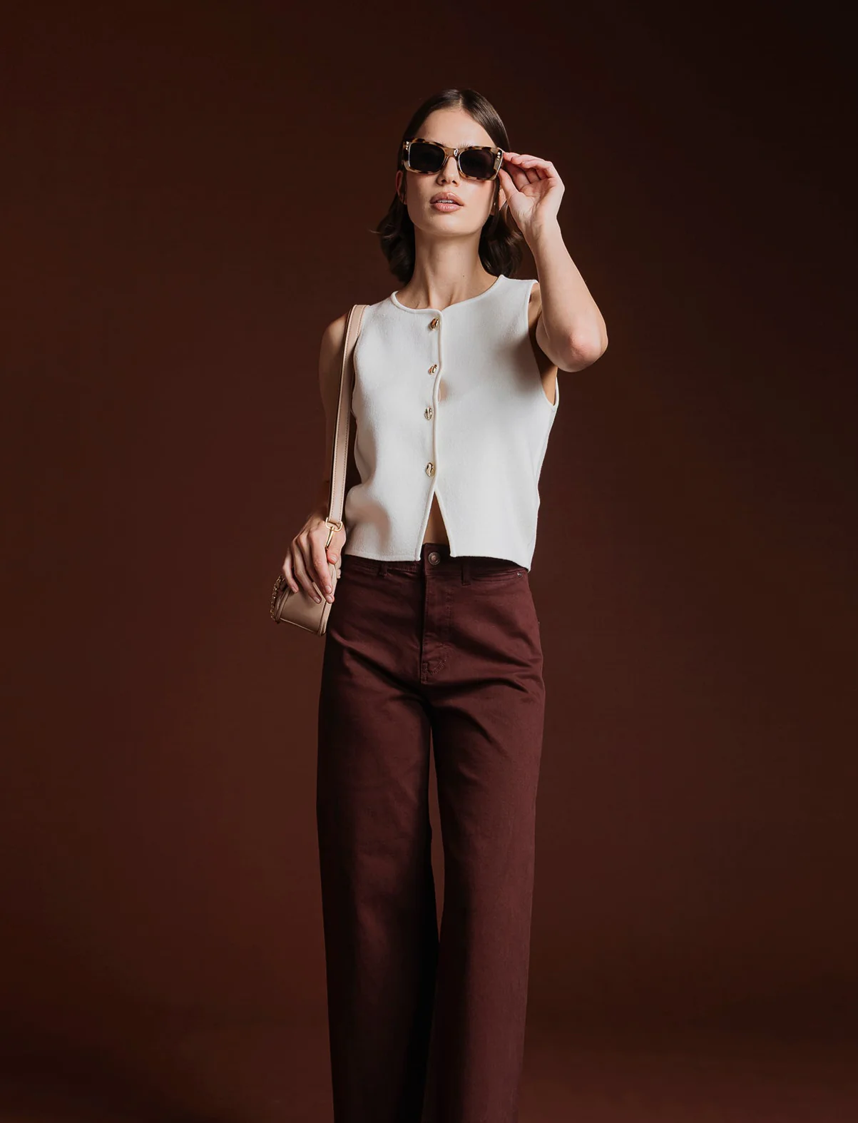 GILET CON BOTTONI GIOIELLO - Bianco latte - Image 5